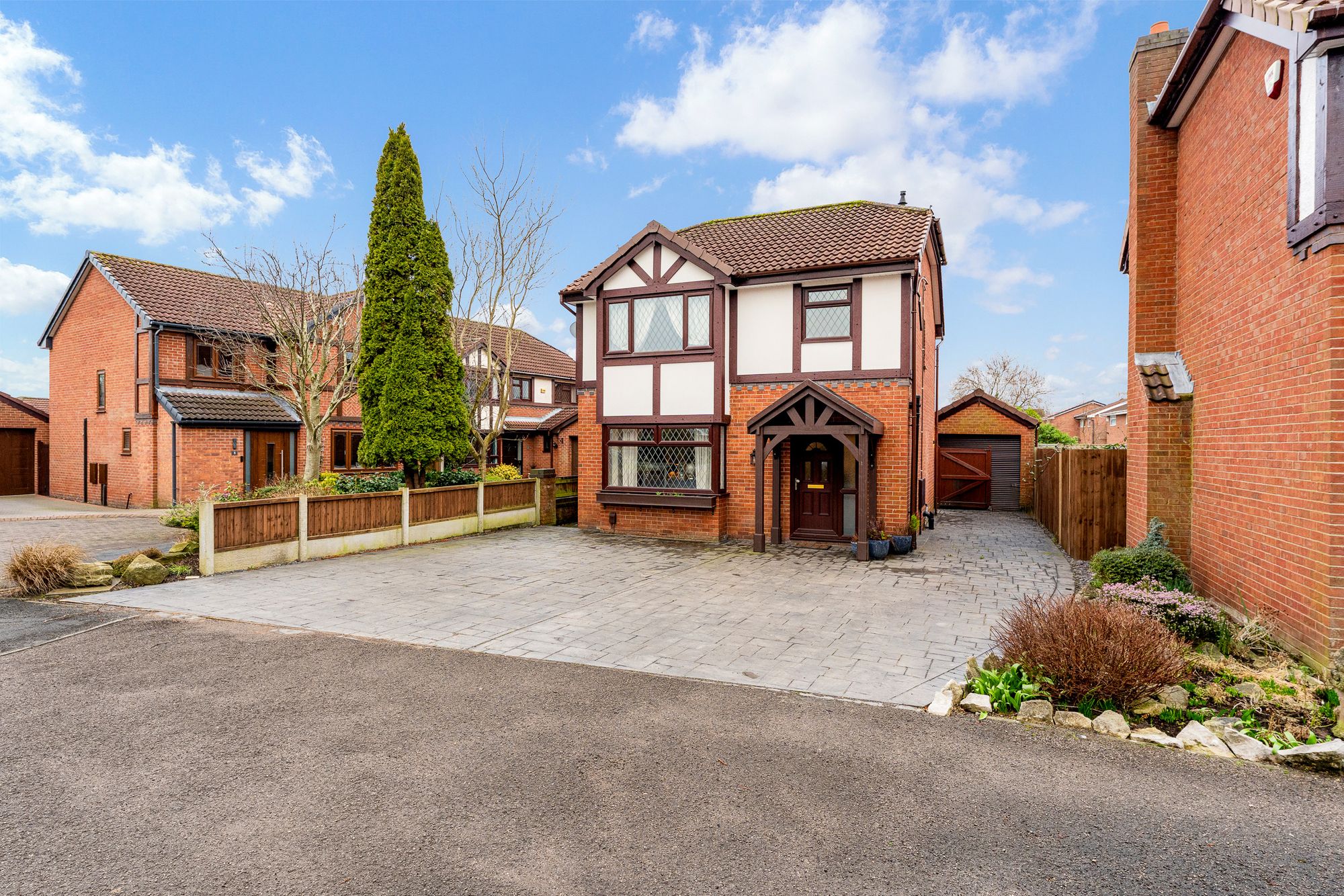 Mortlake Close, Widnes, WA8