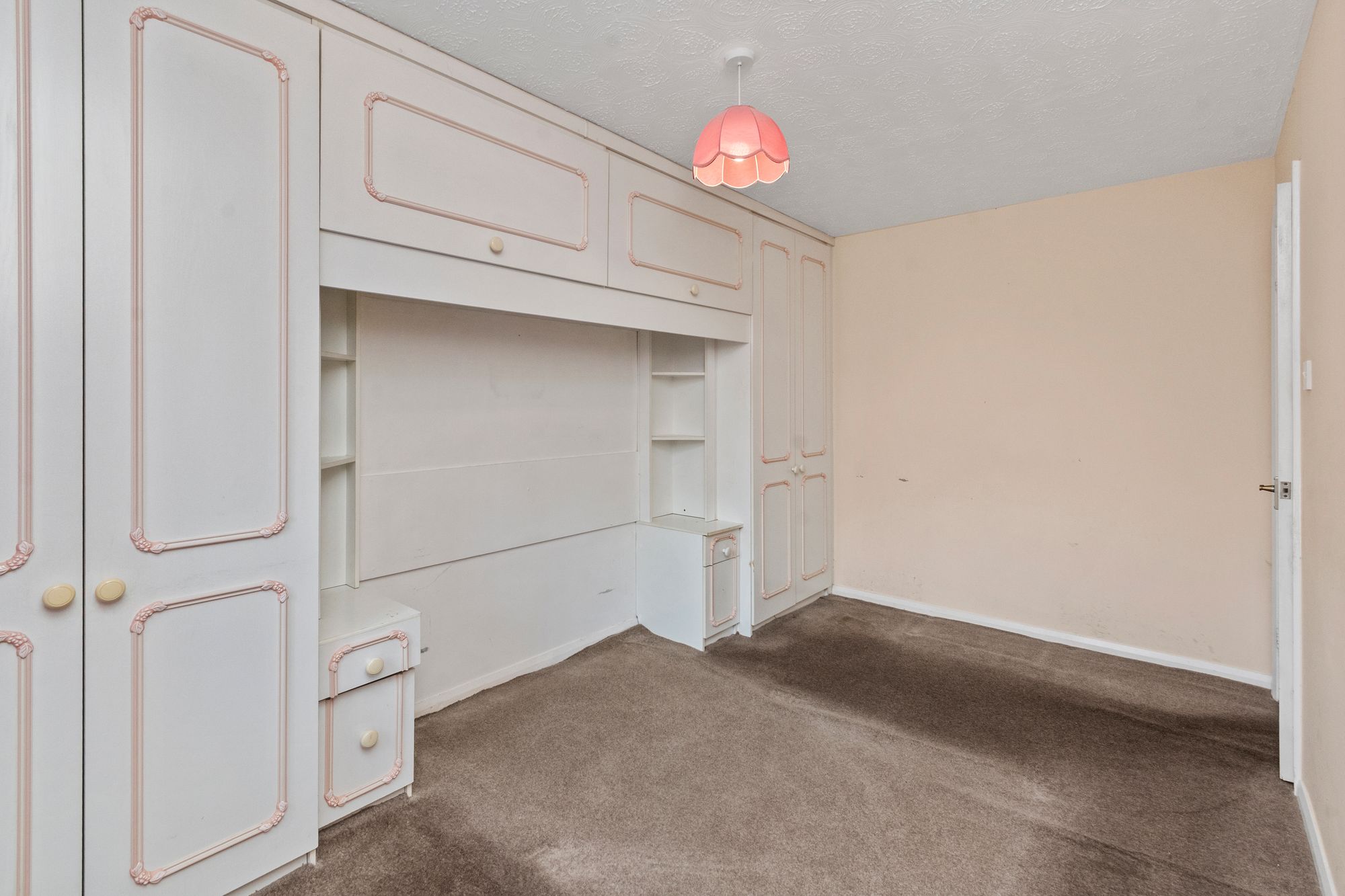 Alpine Close, St. Helens