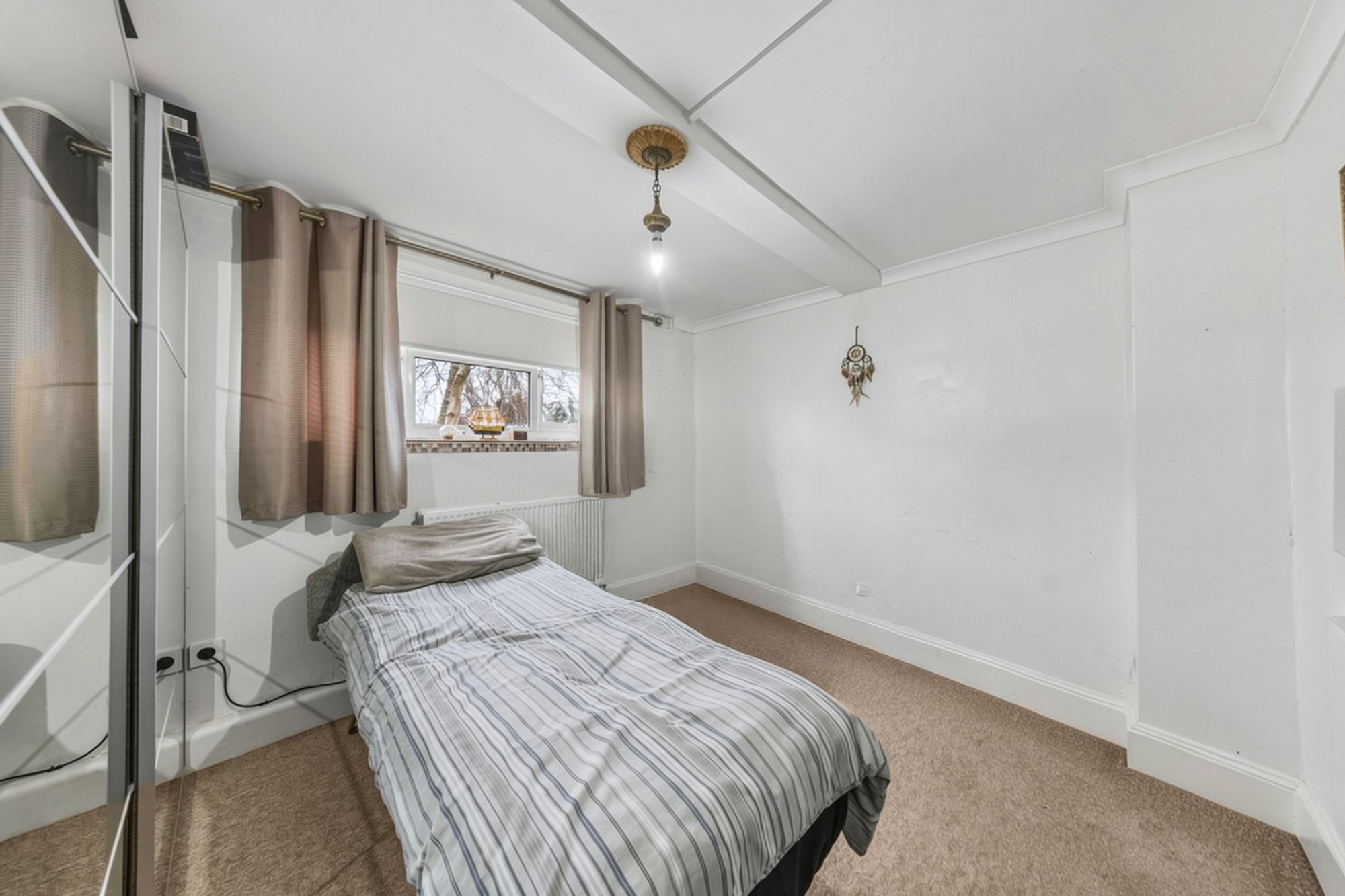 Allen Avenue, Culcheth, WA3