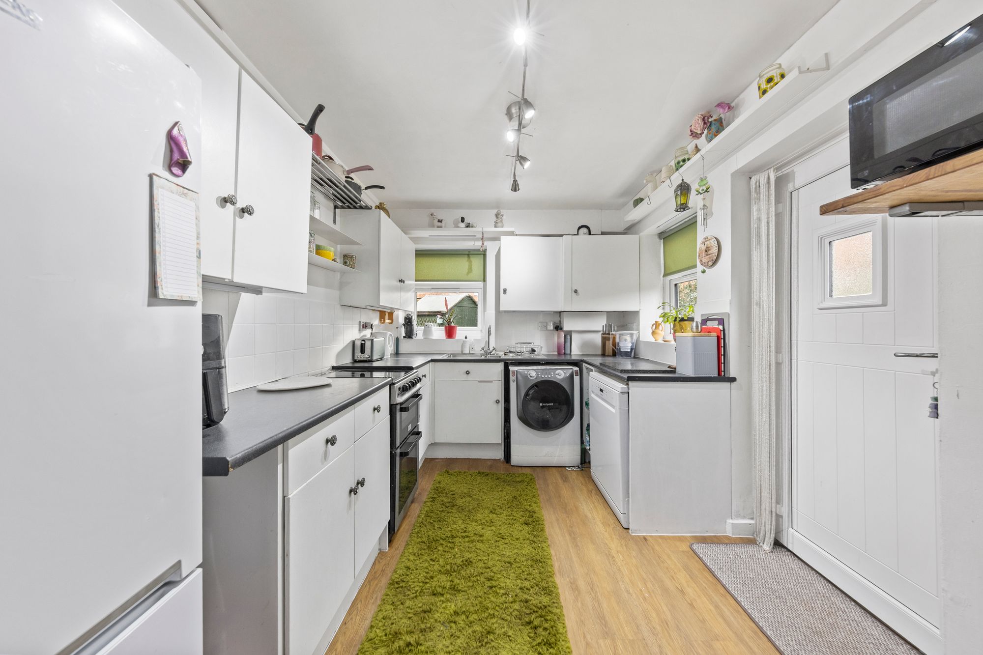 Allen Avenue, Culcheth, WA3