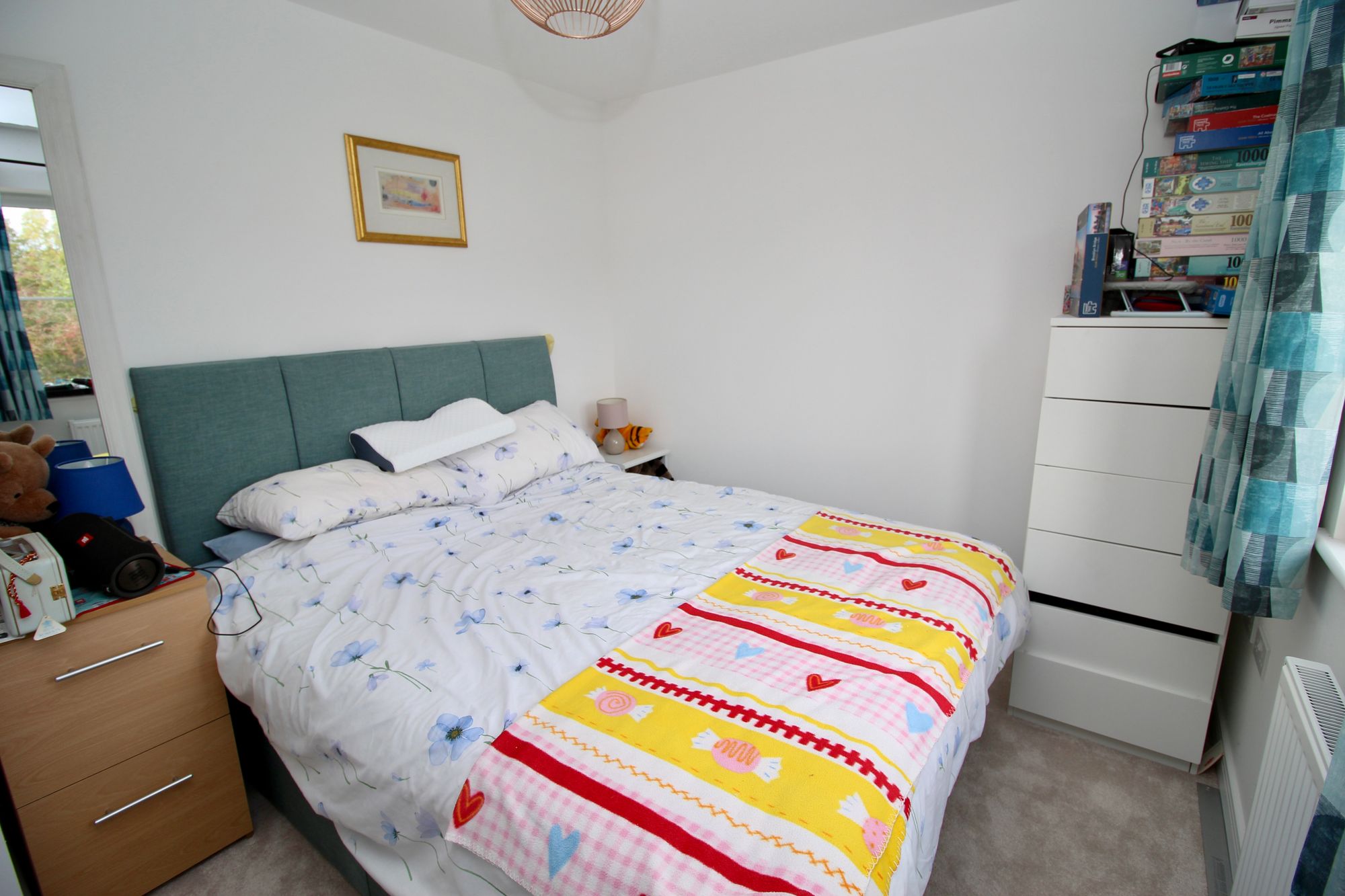 28 Chaffinch Gardens, Botley