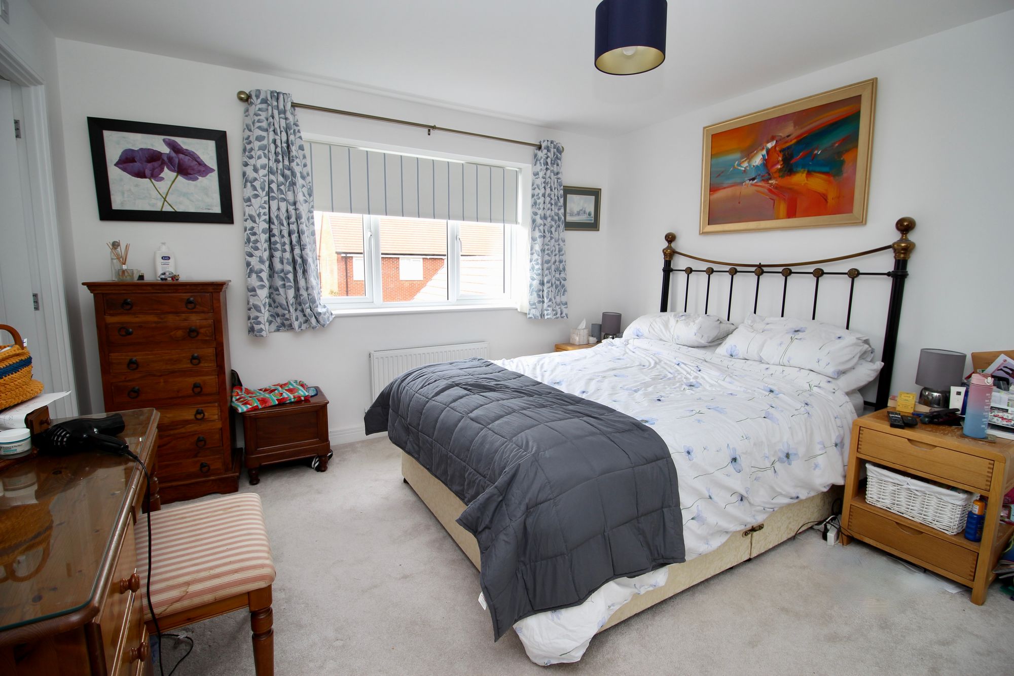28 Chaffinch Gardens, Botley