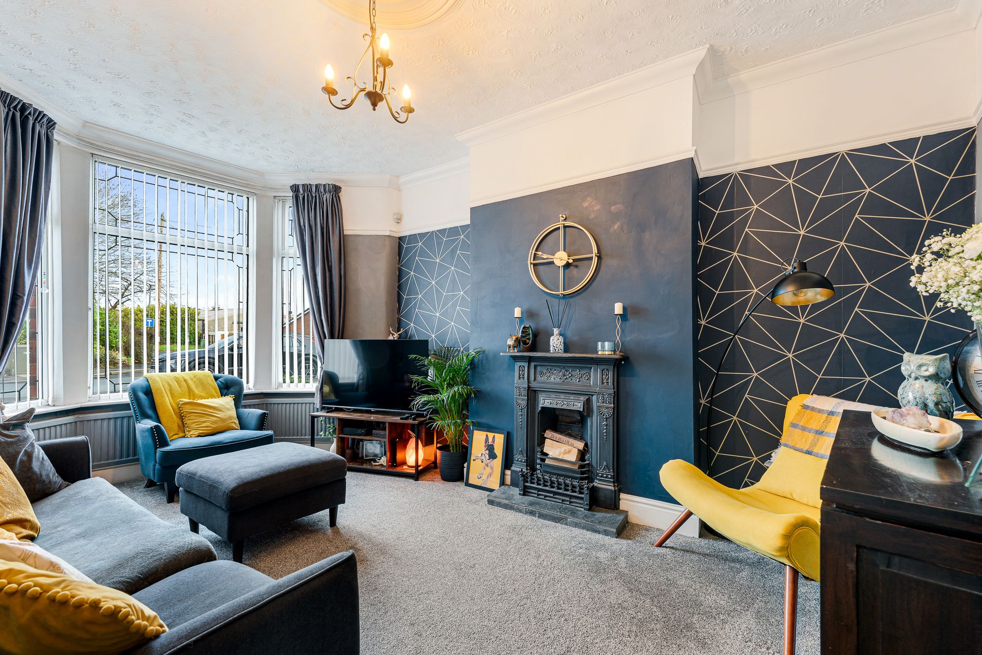 St. Helens Road, Leigh, WN7