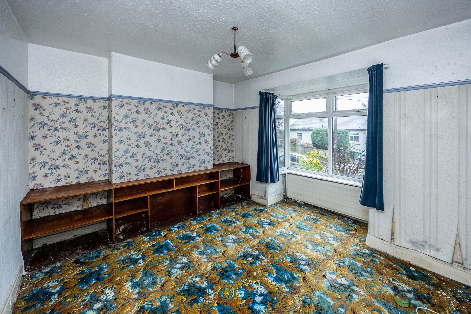 Image 1 of Almondbury Bank, Huddersfield, HD5