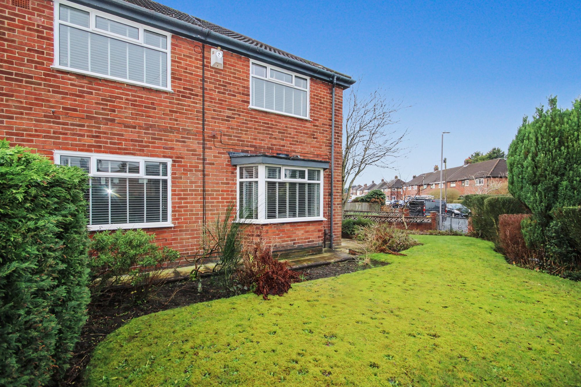 Dee Road, Rainhill, L35