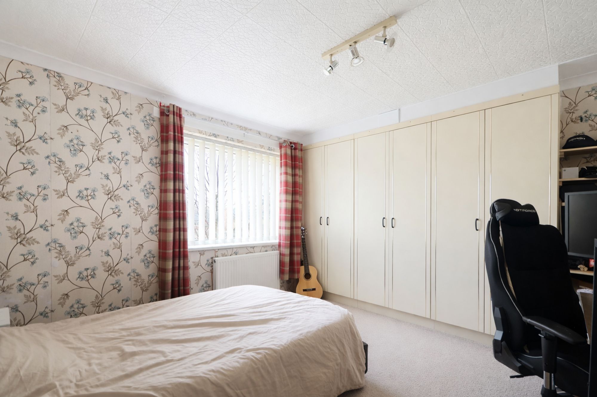 134af12d-3398-499a-b69e-f98c32eb9a69