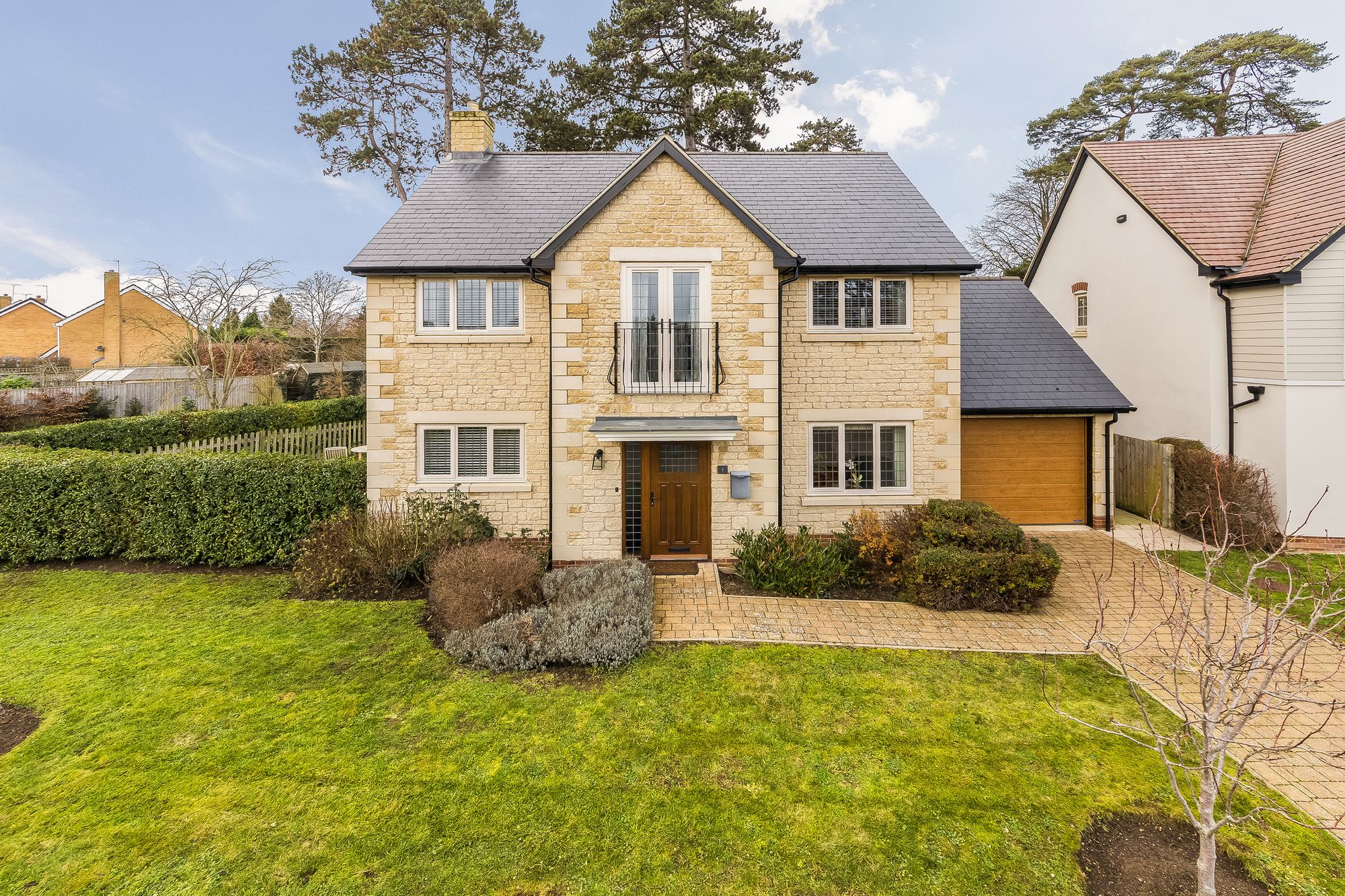 Southmoor Gardens, Southmoor, OX13