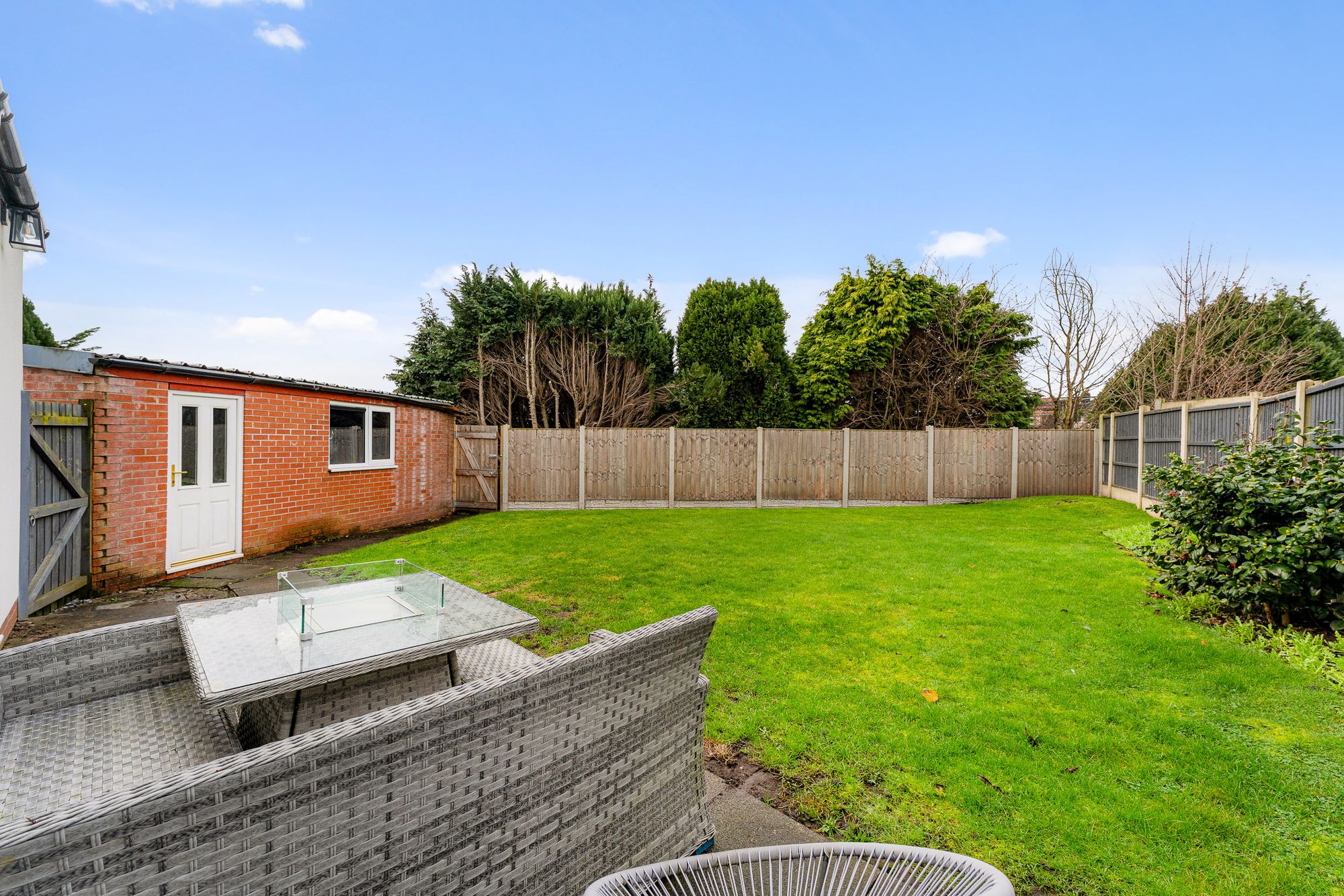 Farnworth Close, Widnes