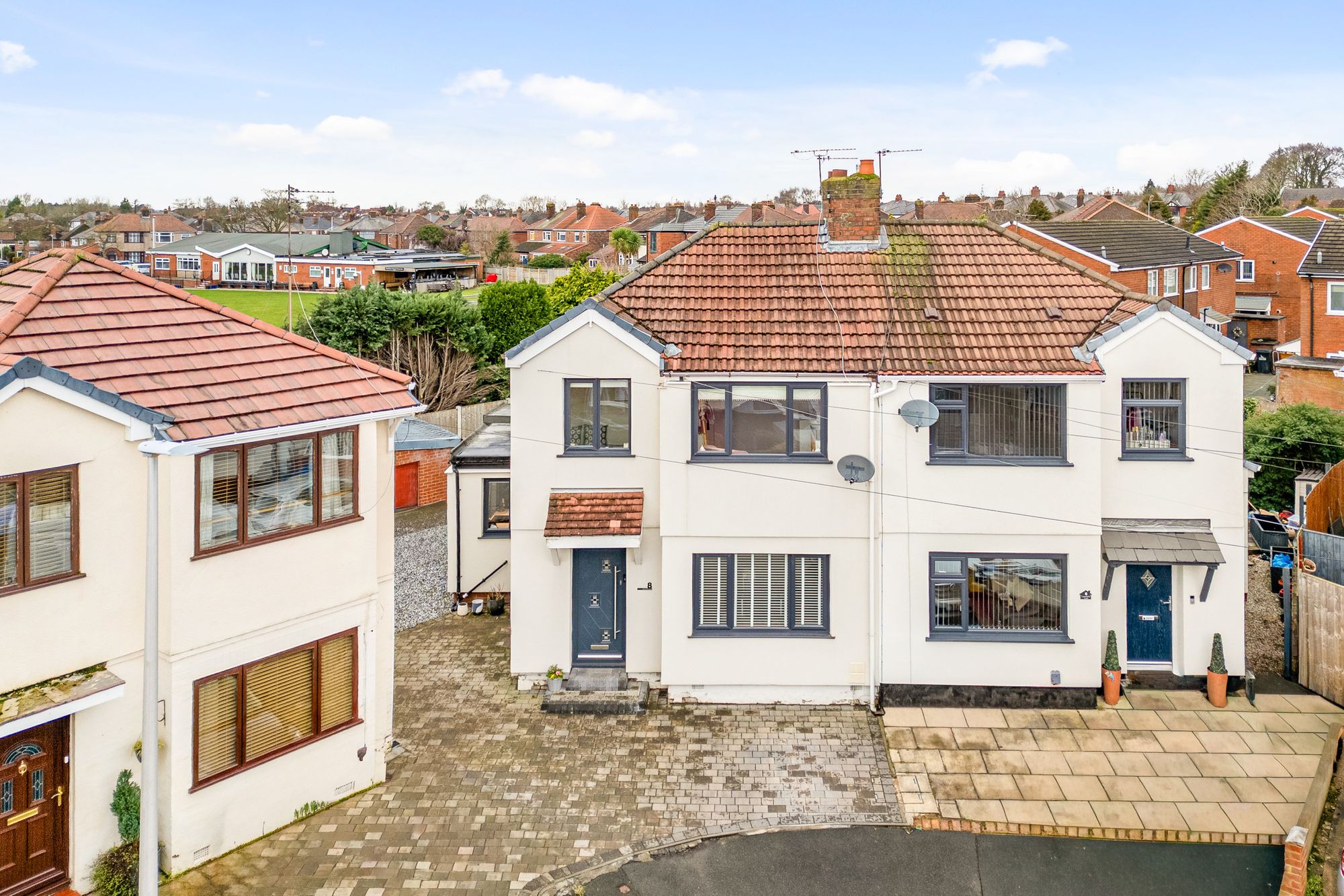 Farnworth Close, Widnes, WA8