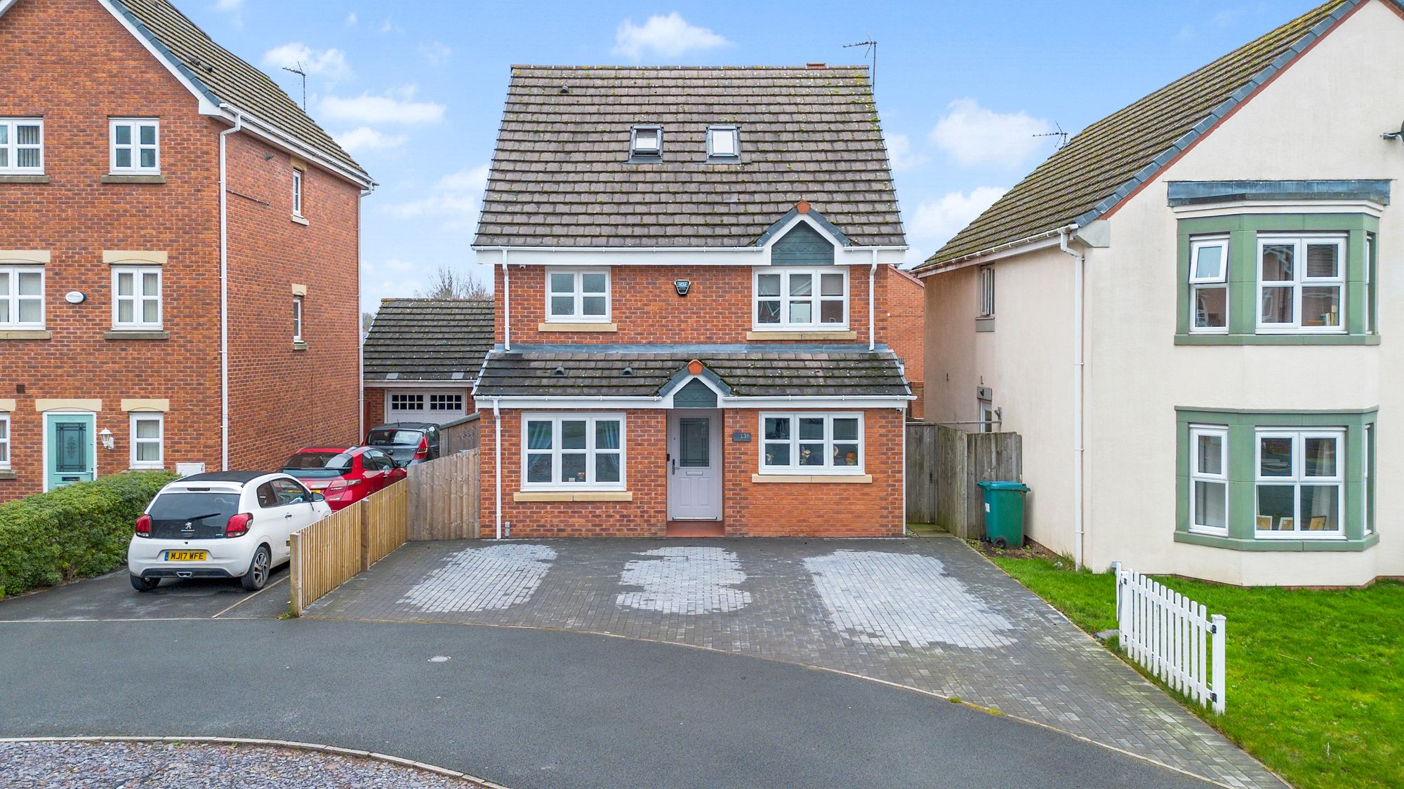 Snowberry Crescent, Warrington