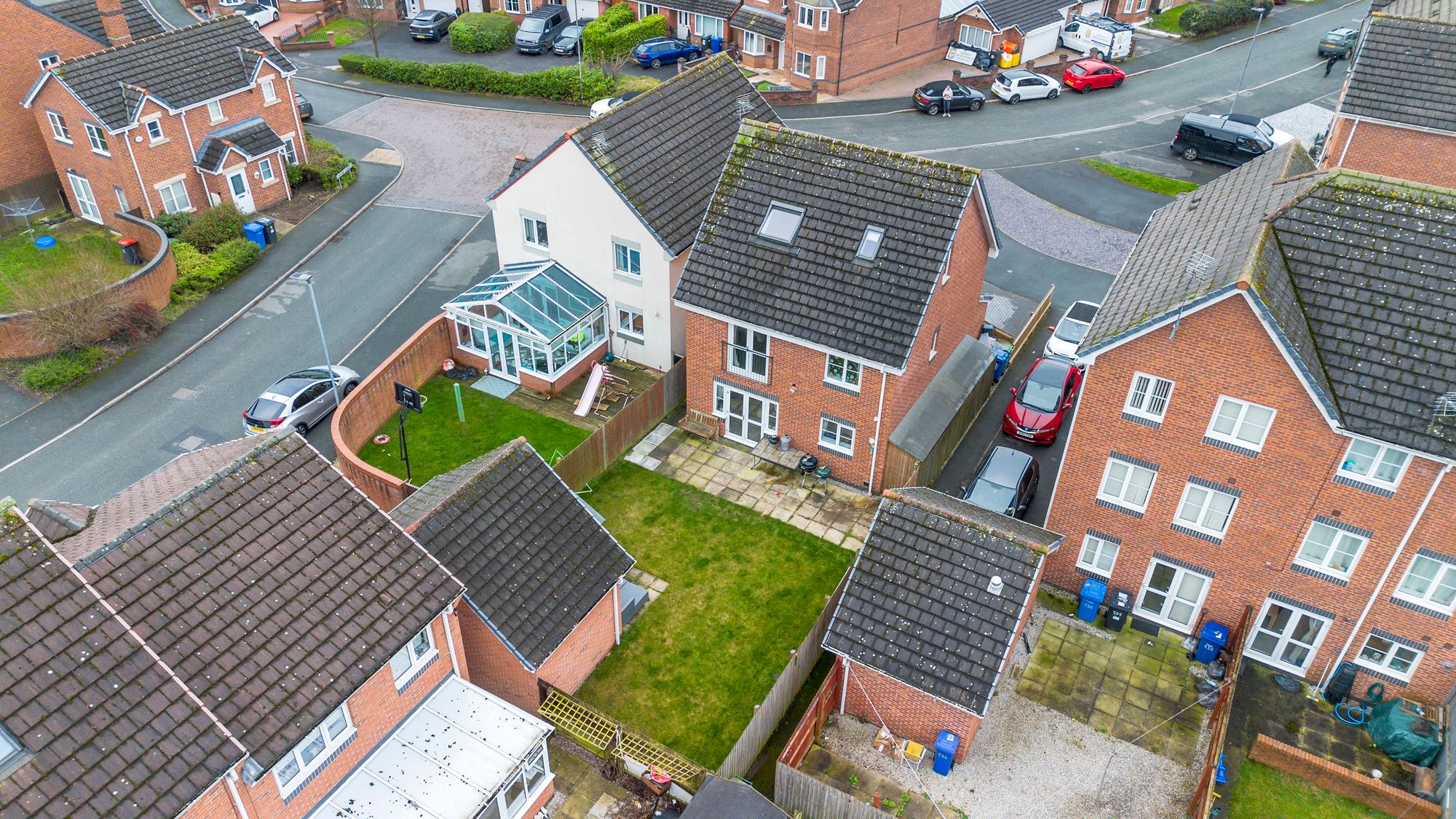 Snowberry Crescent, Warrington