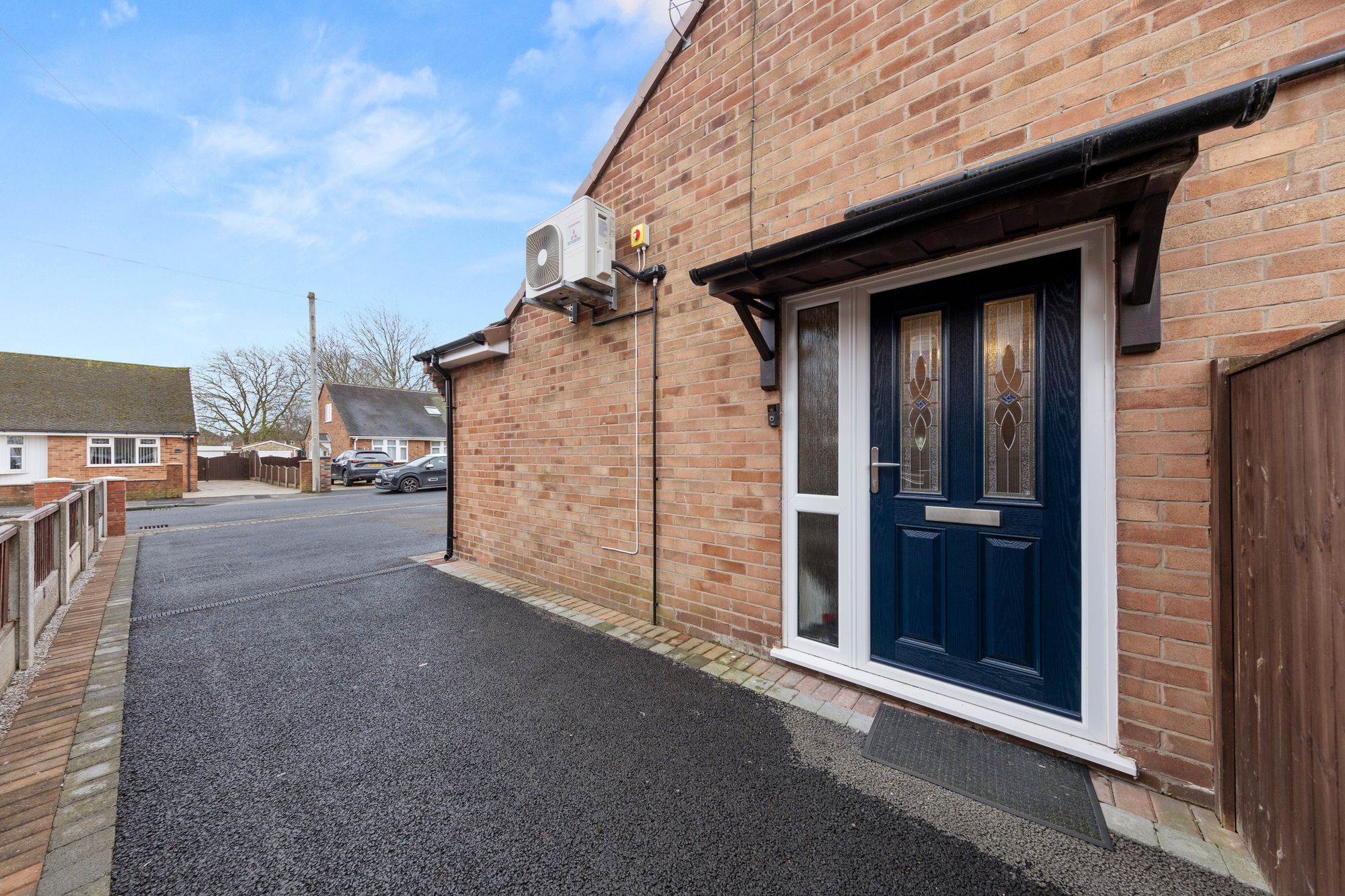 Rozel Crescent, Warrington