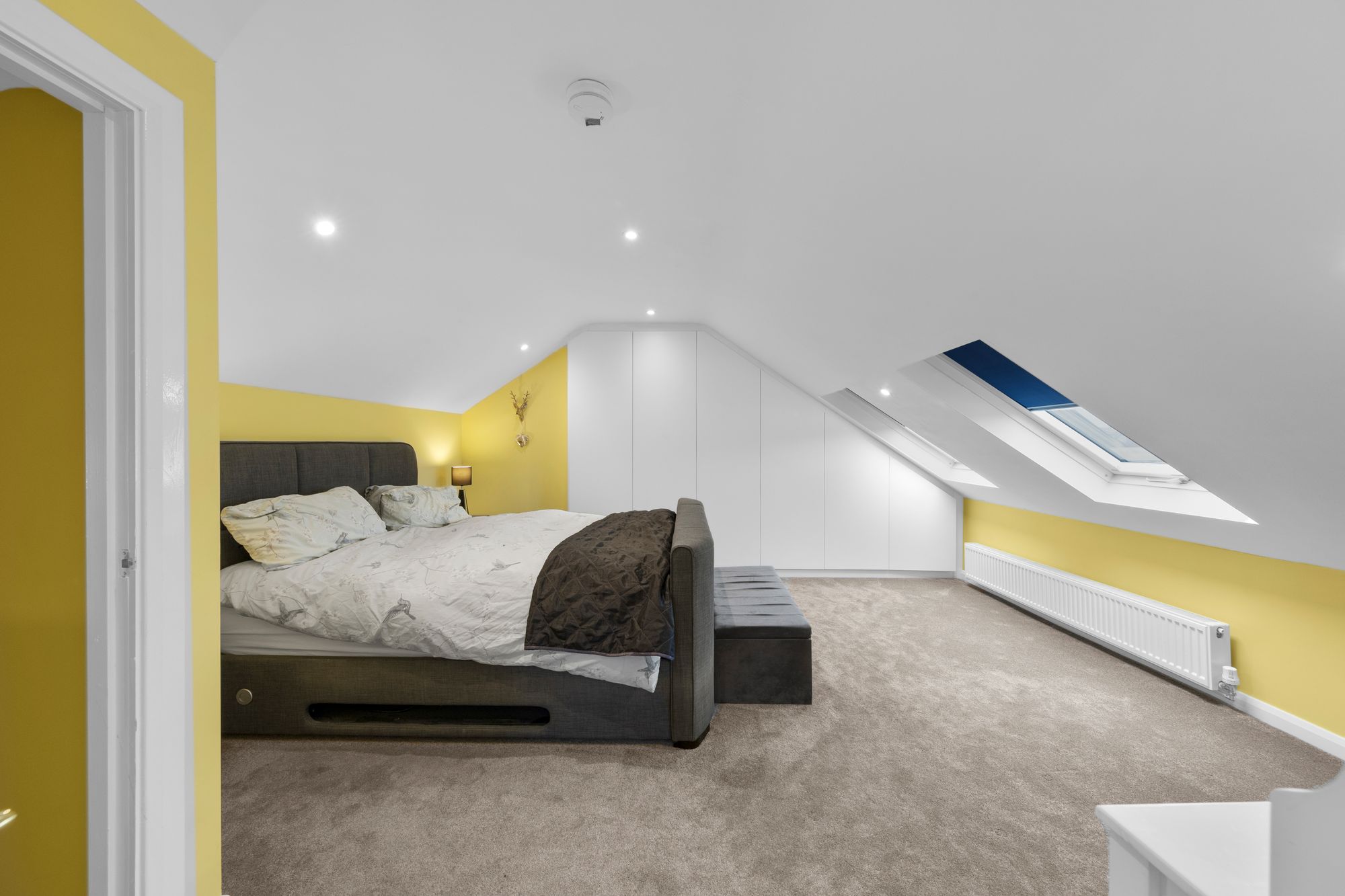 Rozel Crescent, Warrington