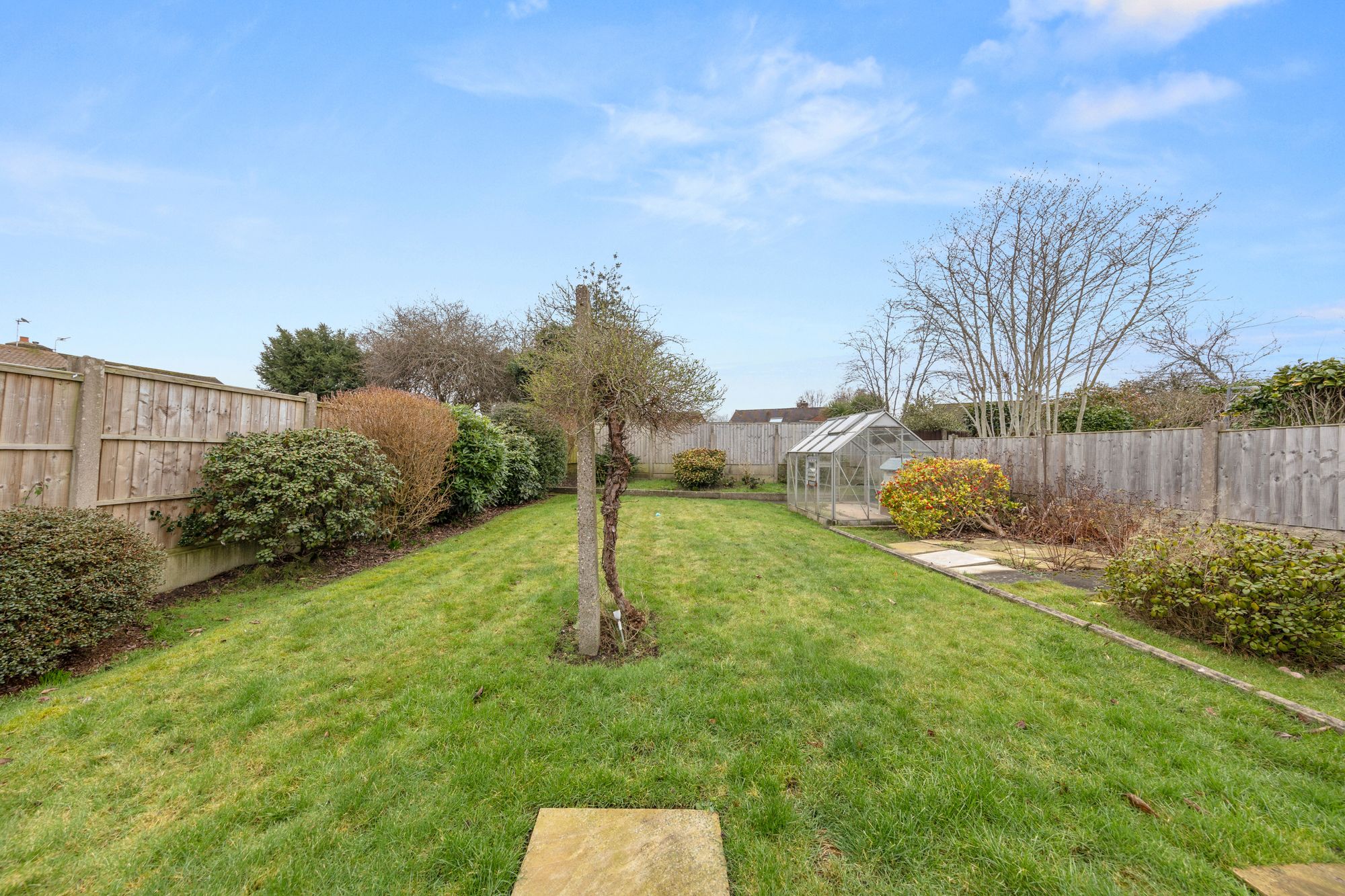 Rozel Crescent, Warrington