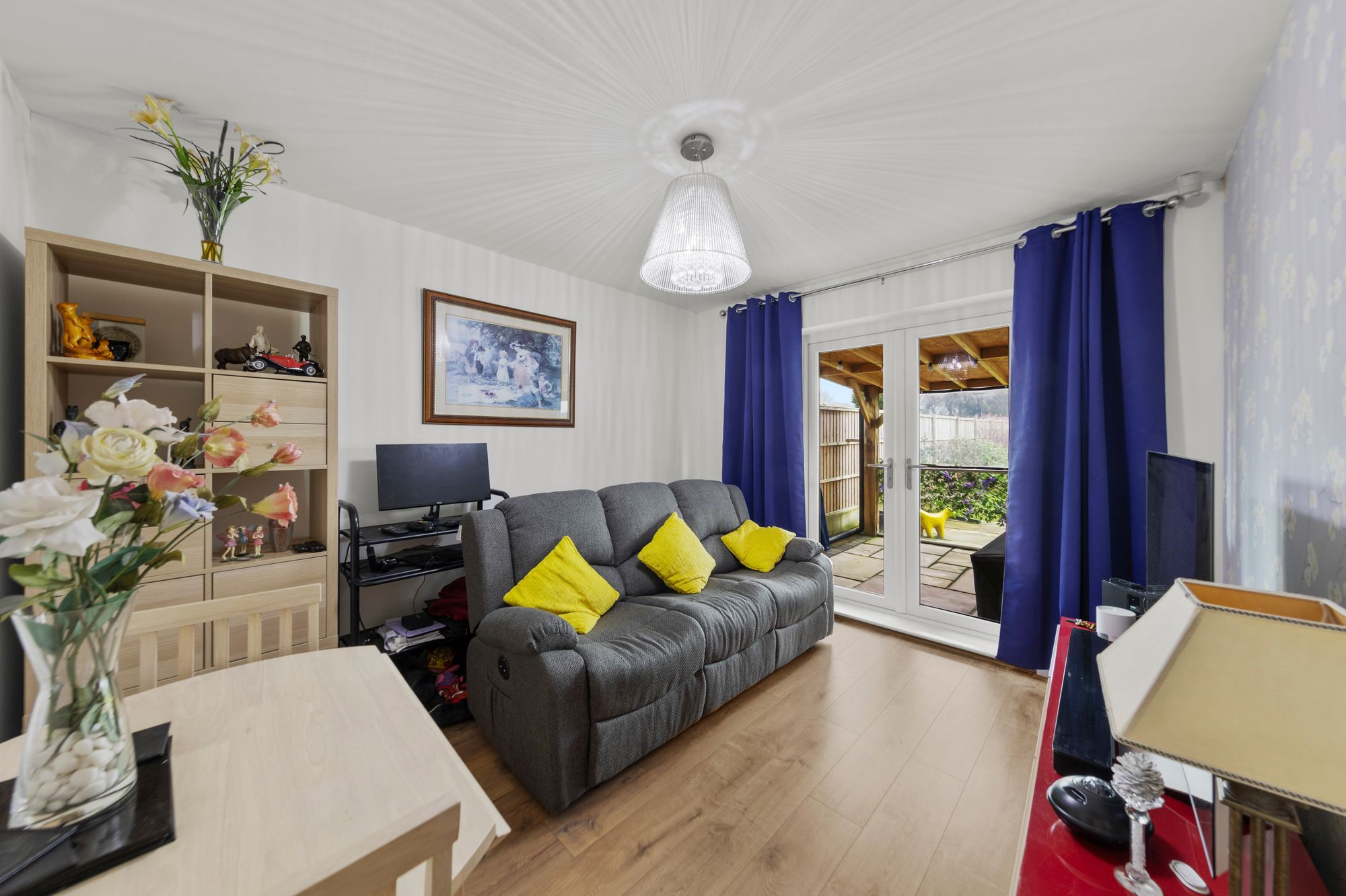 Rozel Crescent, Warrington