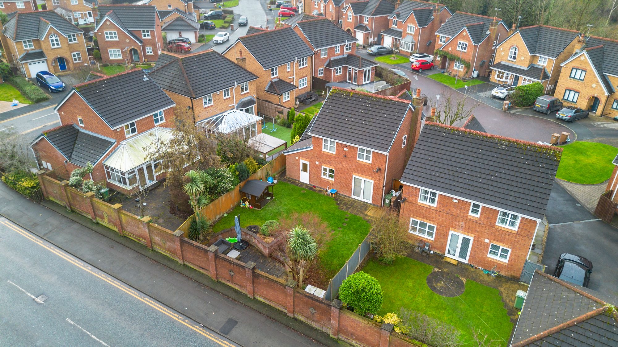 Owlsfield, Newton-Le-Willows