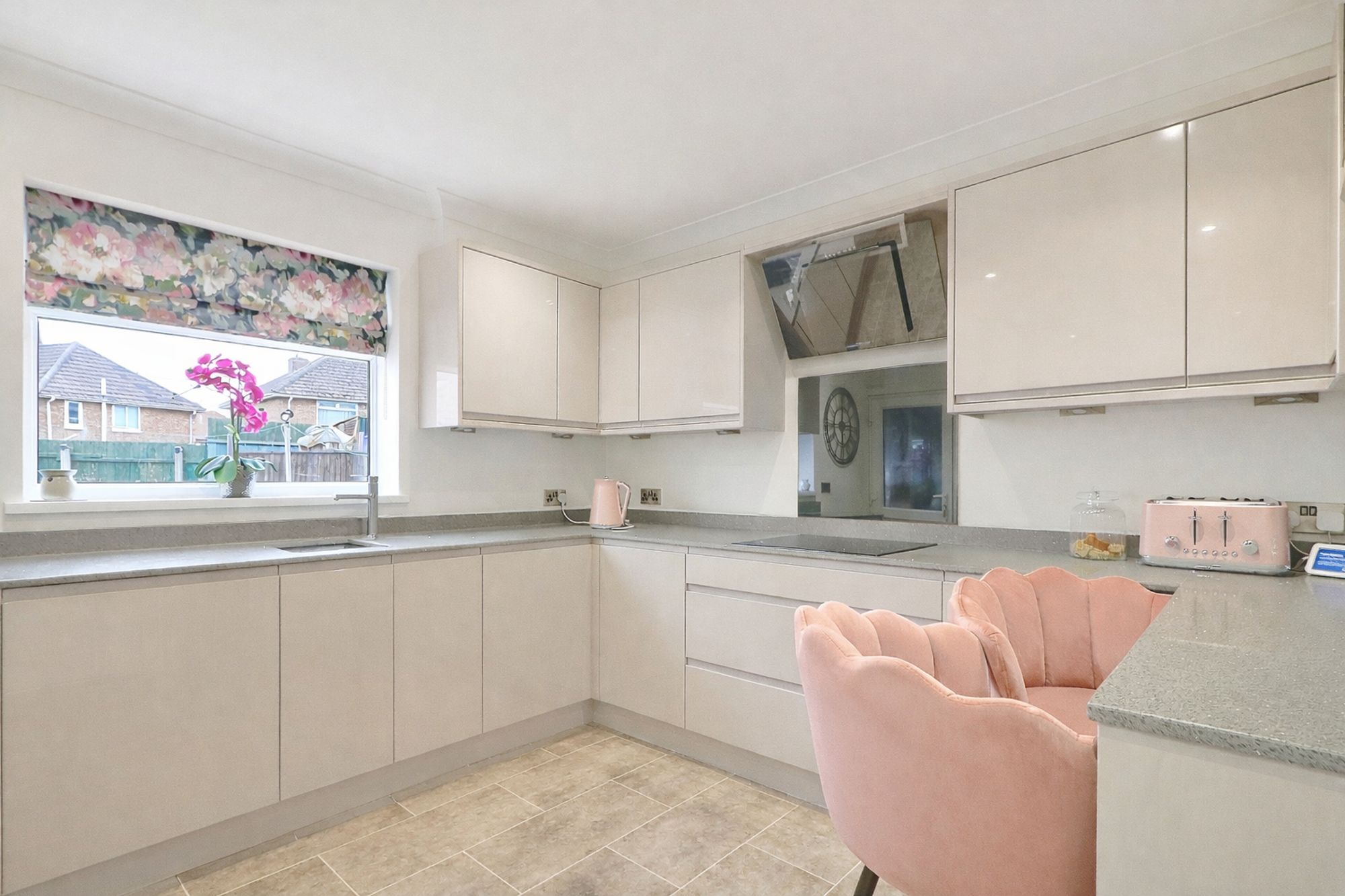 92af7358-fada-42ab-860b-97d28bdb373c