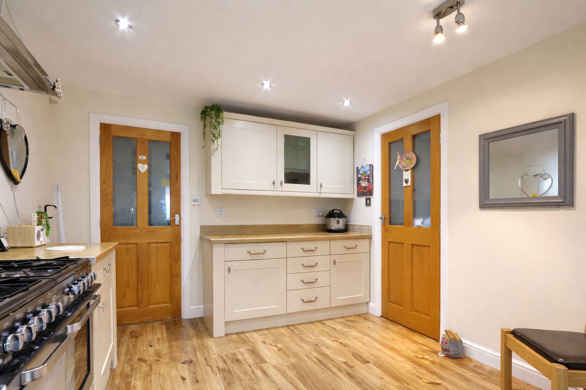 0f297f92-4aa7-4036-88ed-67e41f0a8530