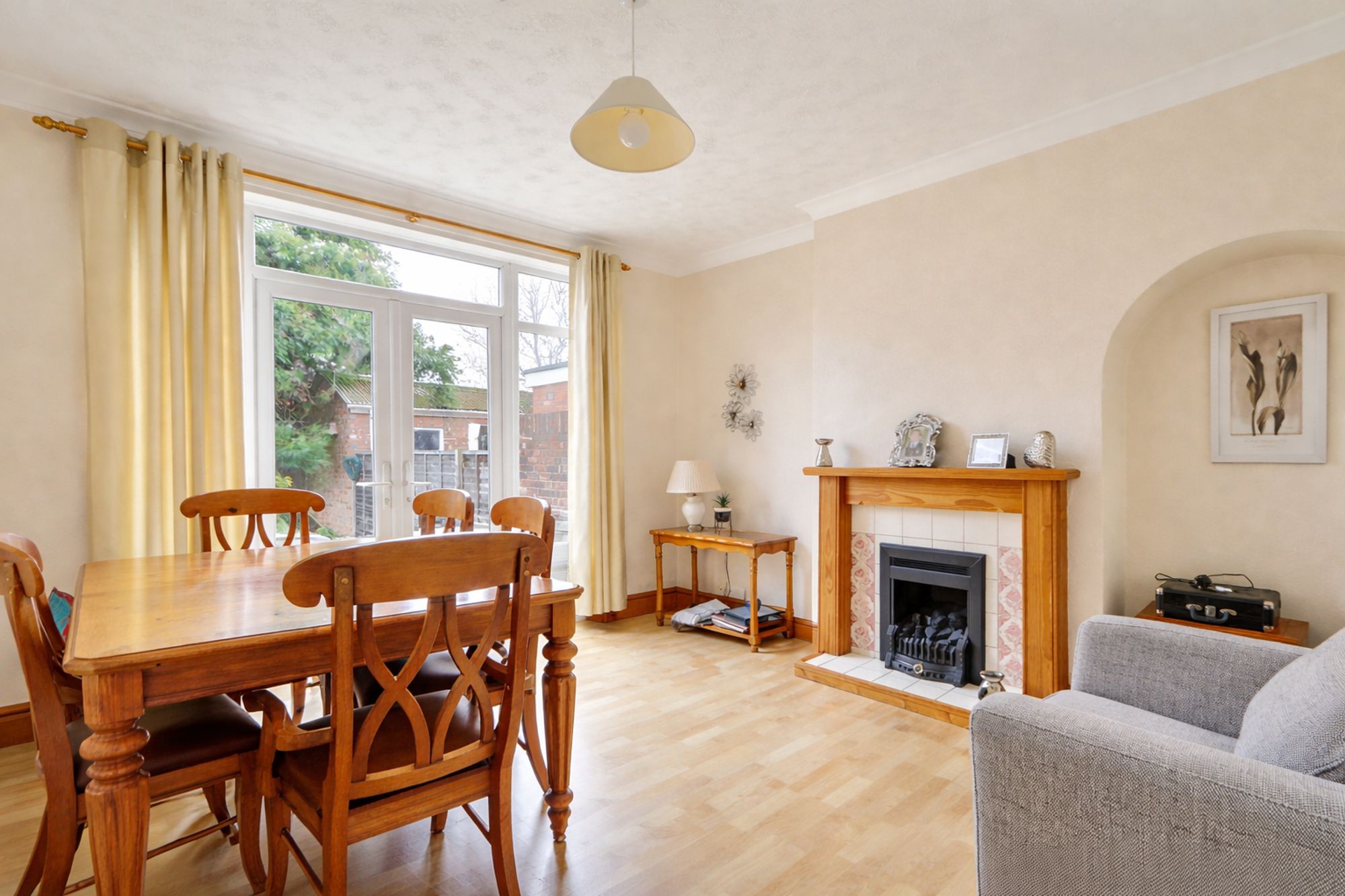 f5781384-8670-459f-994b-9e0b6536c486