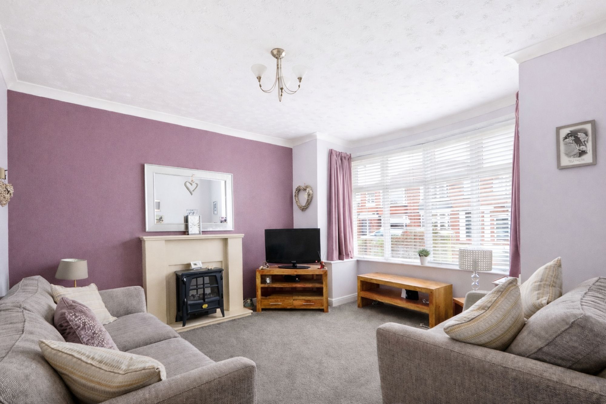 5f49799d-fd9a-4f31-9cb5-93c8332093cc