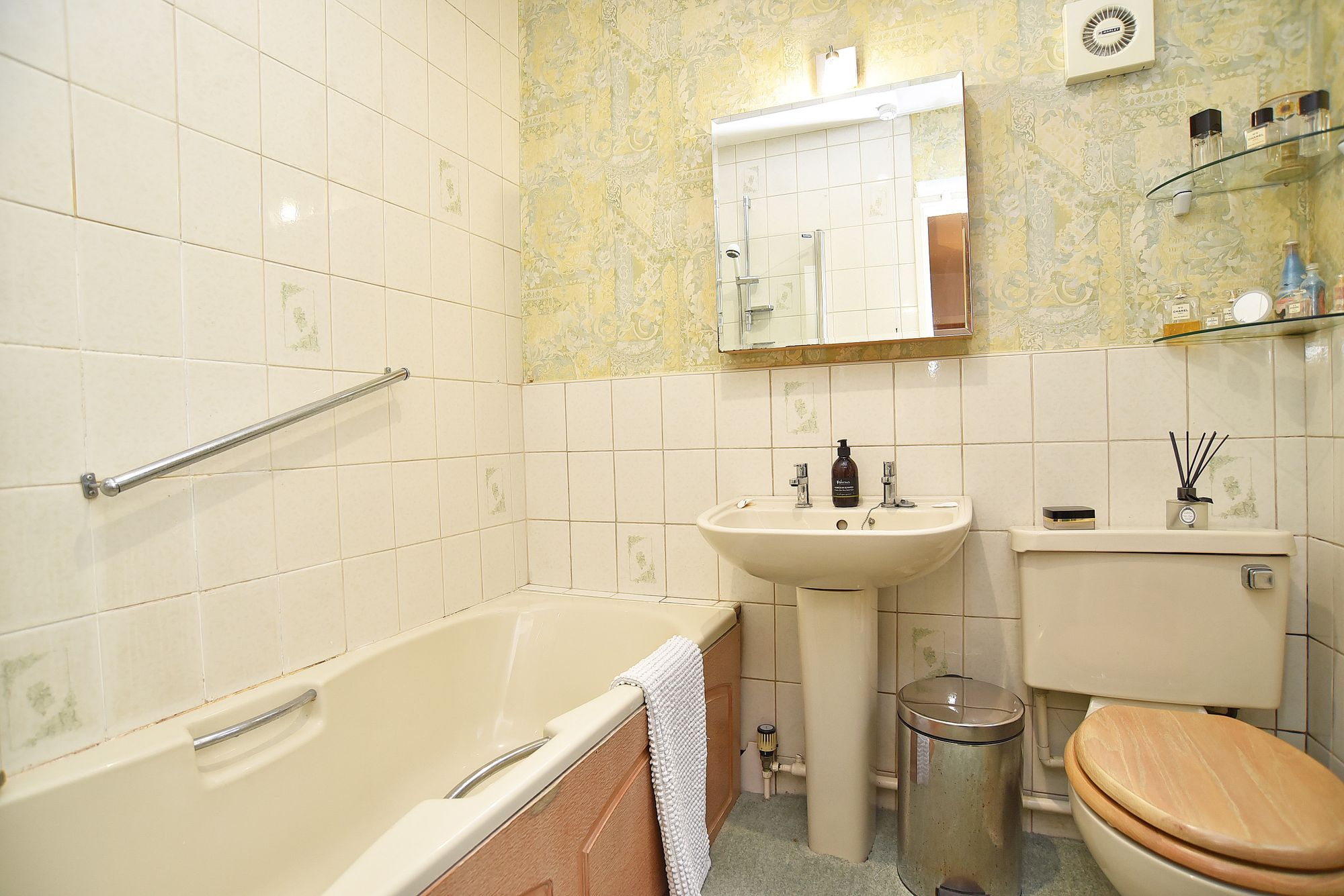 Wayside Avenue, Harrogate, HG2