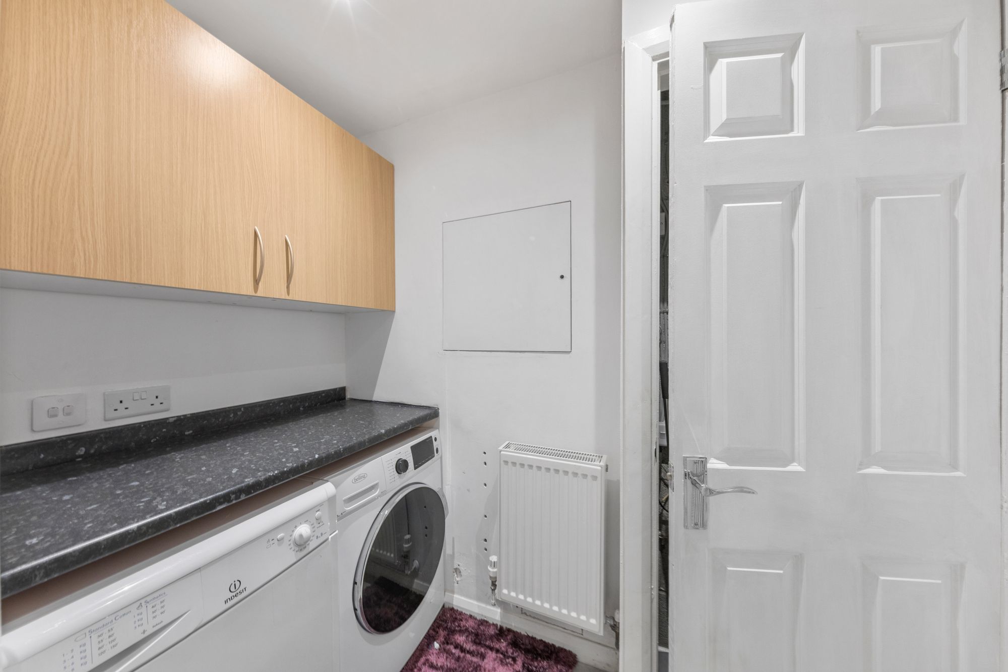 Castle Green, Westbrook, WA5