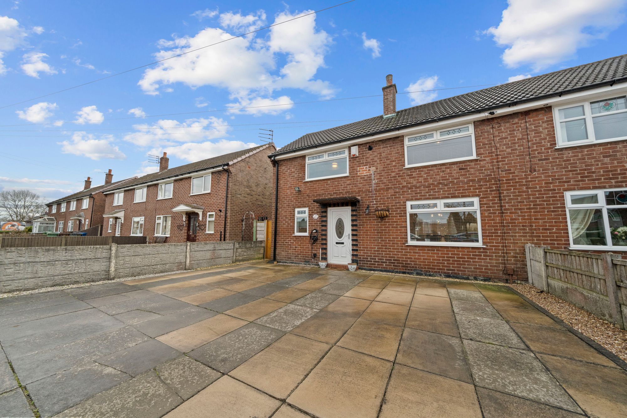 Manor Avenue, Warrington