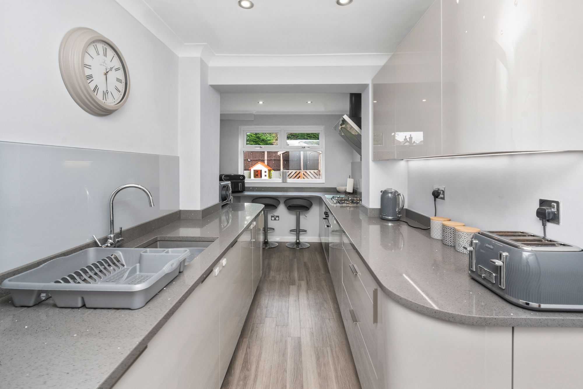 Hawthorn Drive, St. Helens