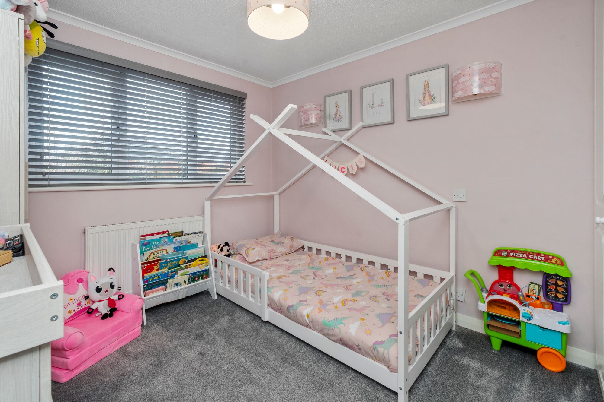 Hawthorn Drive, St. Helens