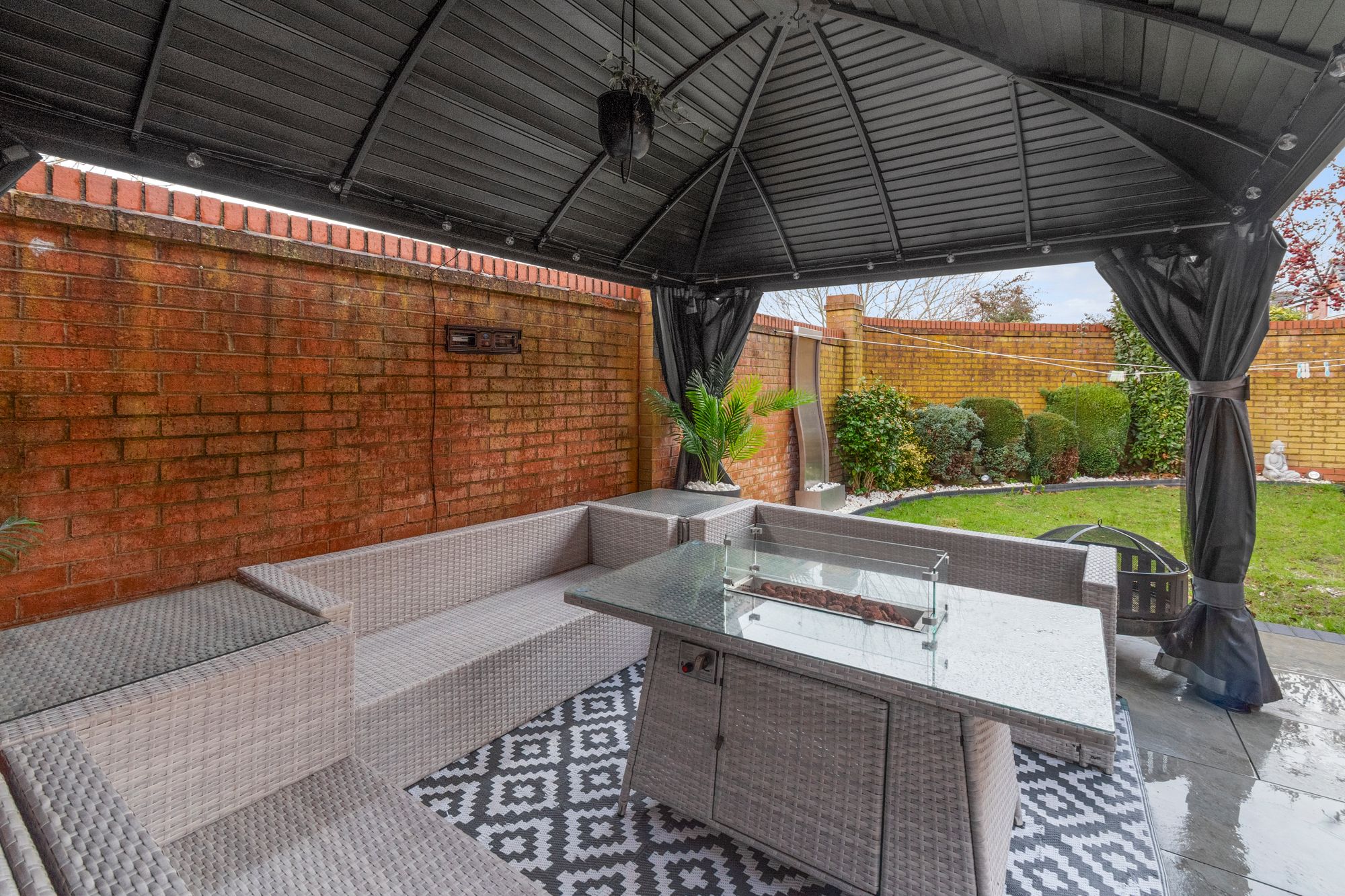 Deerfield Close, St. Helens