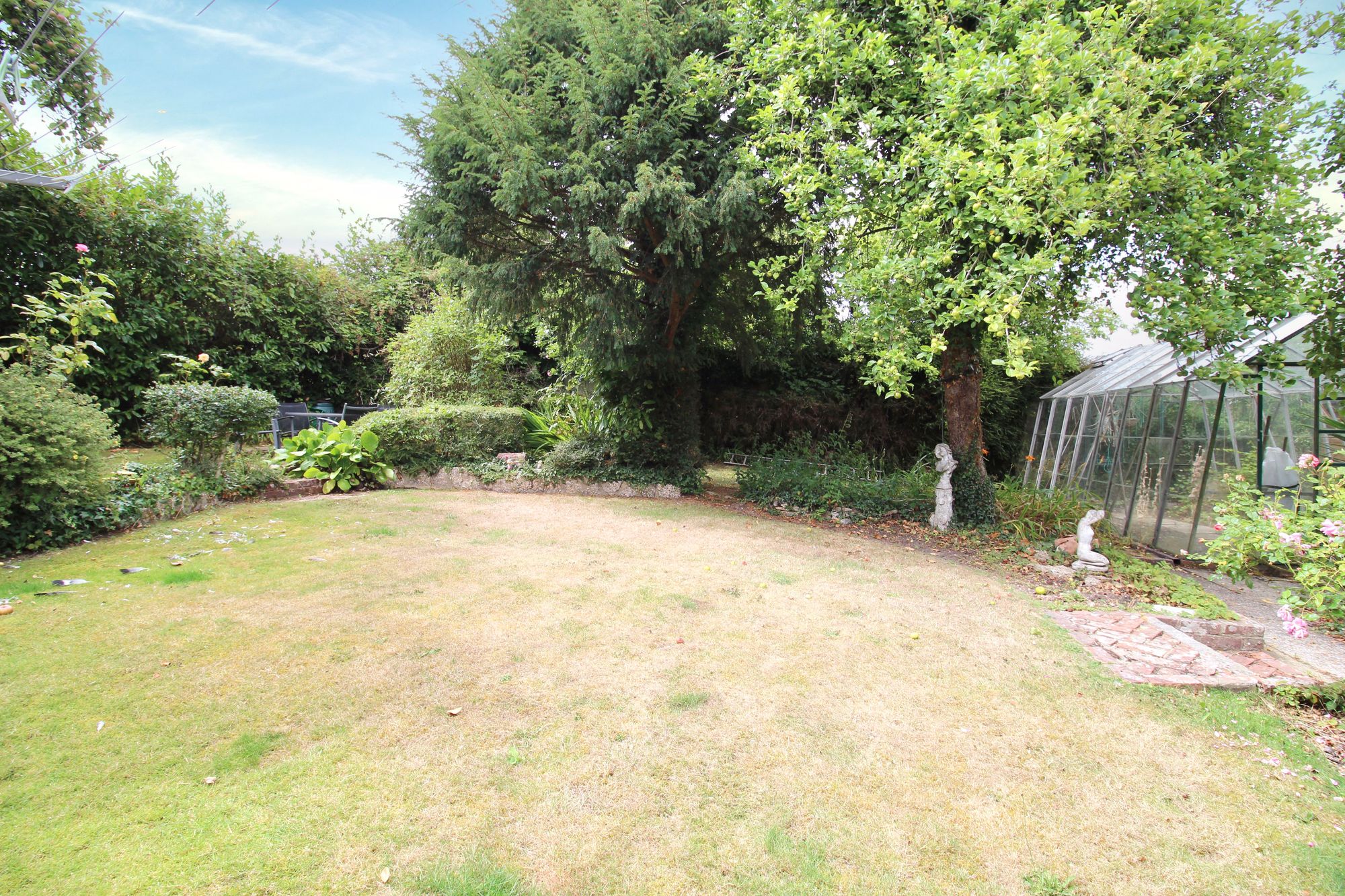 Trade Winds Reservoir Lane, Hedge End
