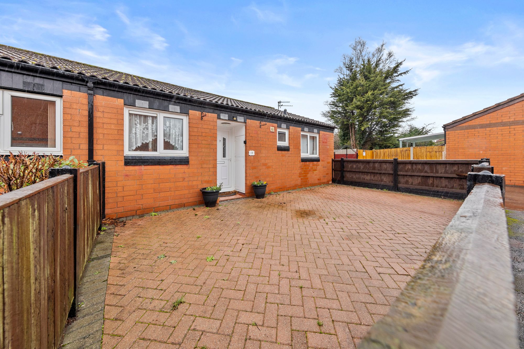 Whitworth Close, Birchwood, WA3