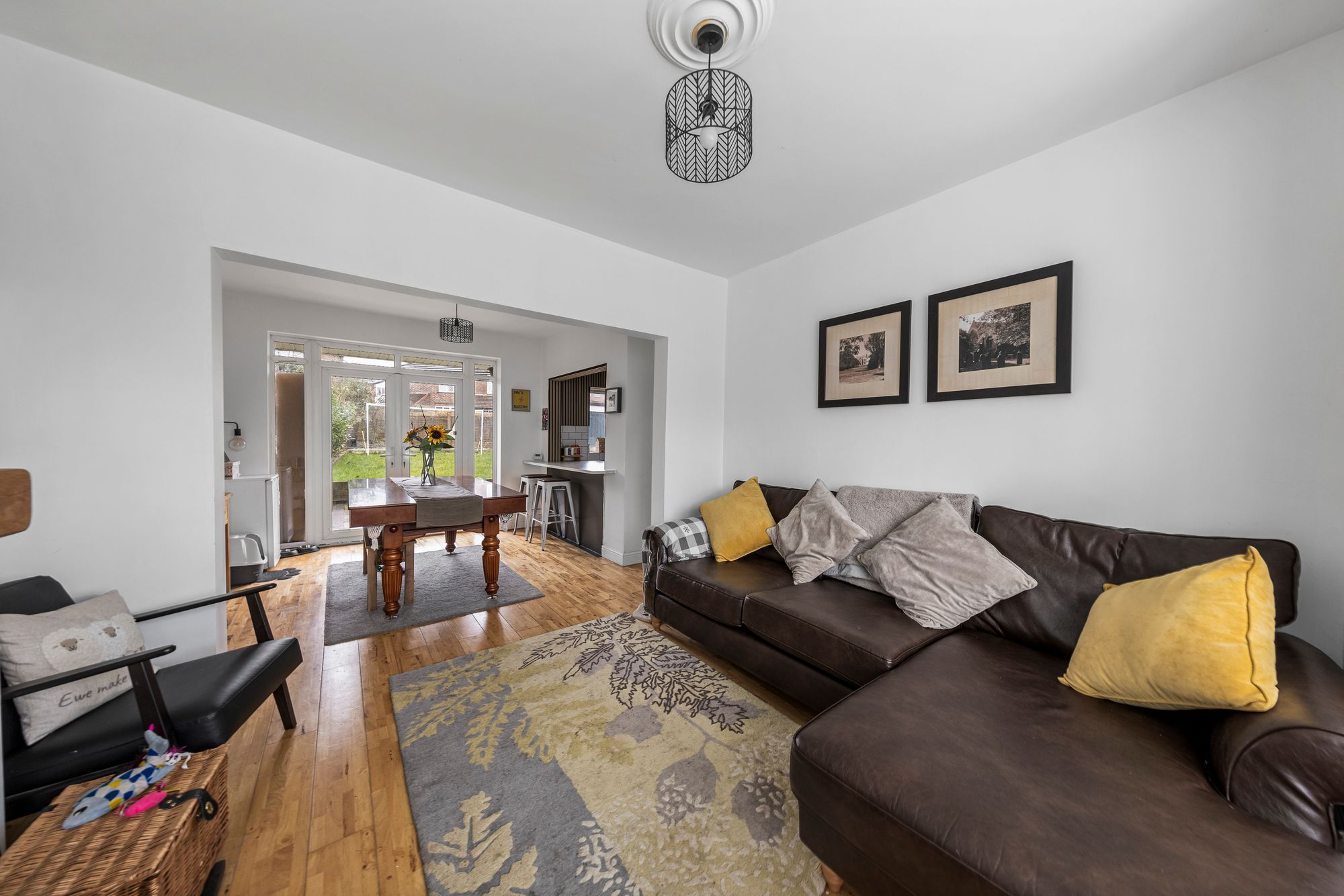 Bernard Avenue, Appleton, WA4