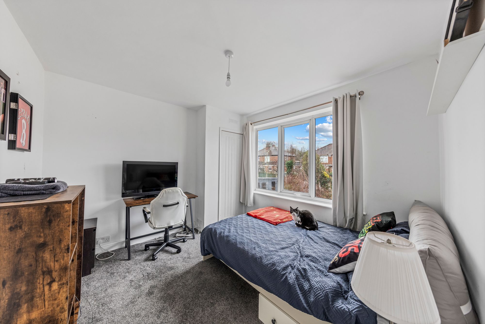 Bernard Avenue, Appleton, WA4