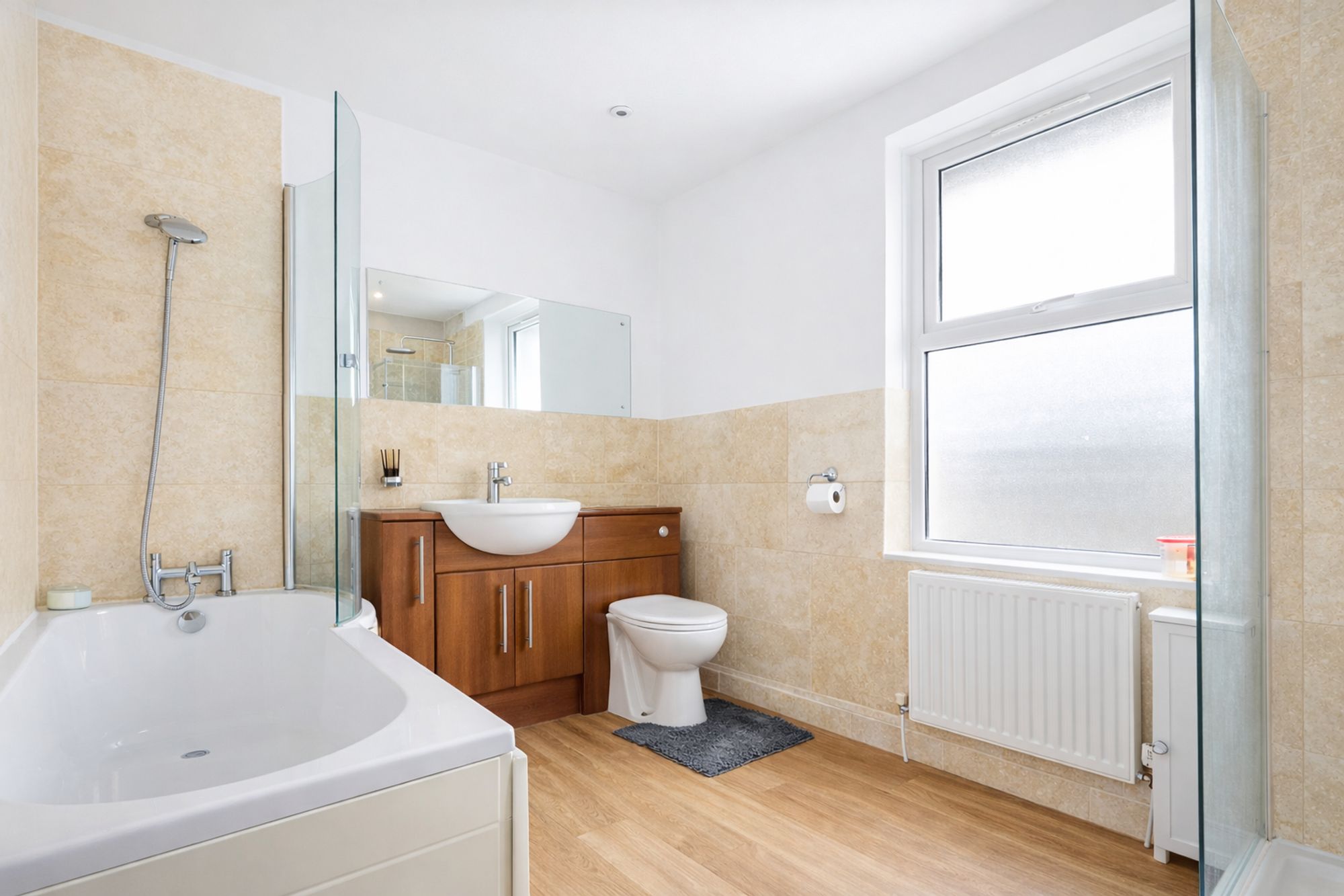 7425bbd7-1588-4756-8624-f60f92fe8dc8