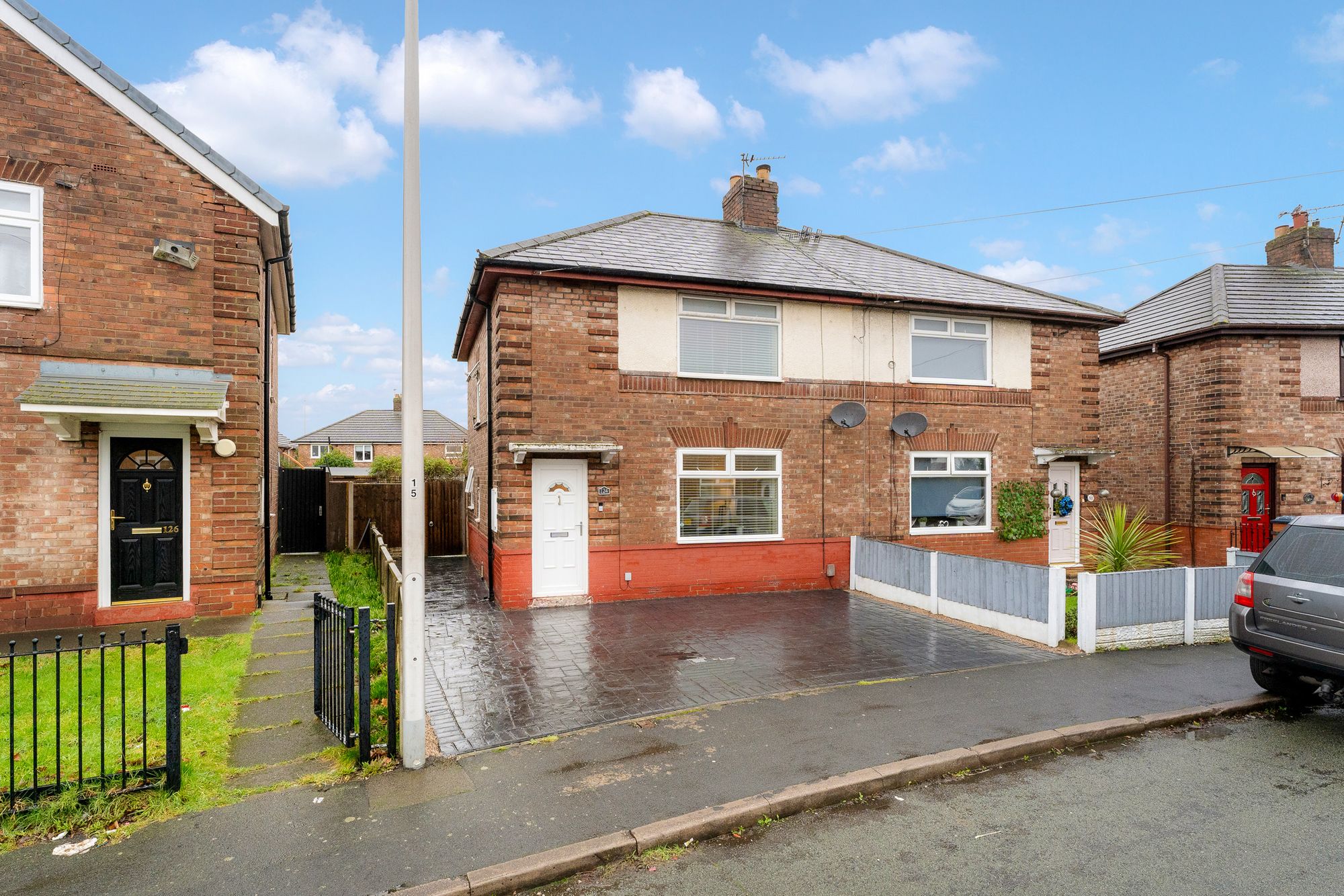 Alder Avenue, Widnes, WA8