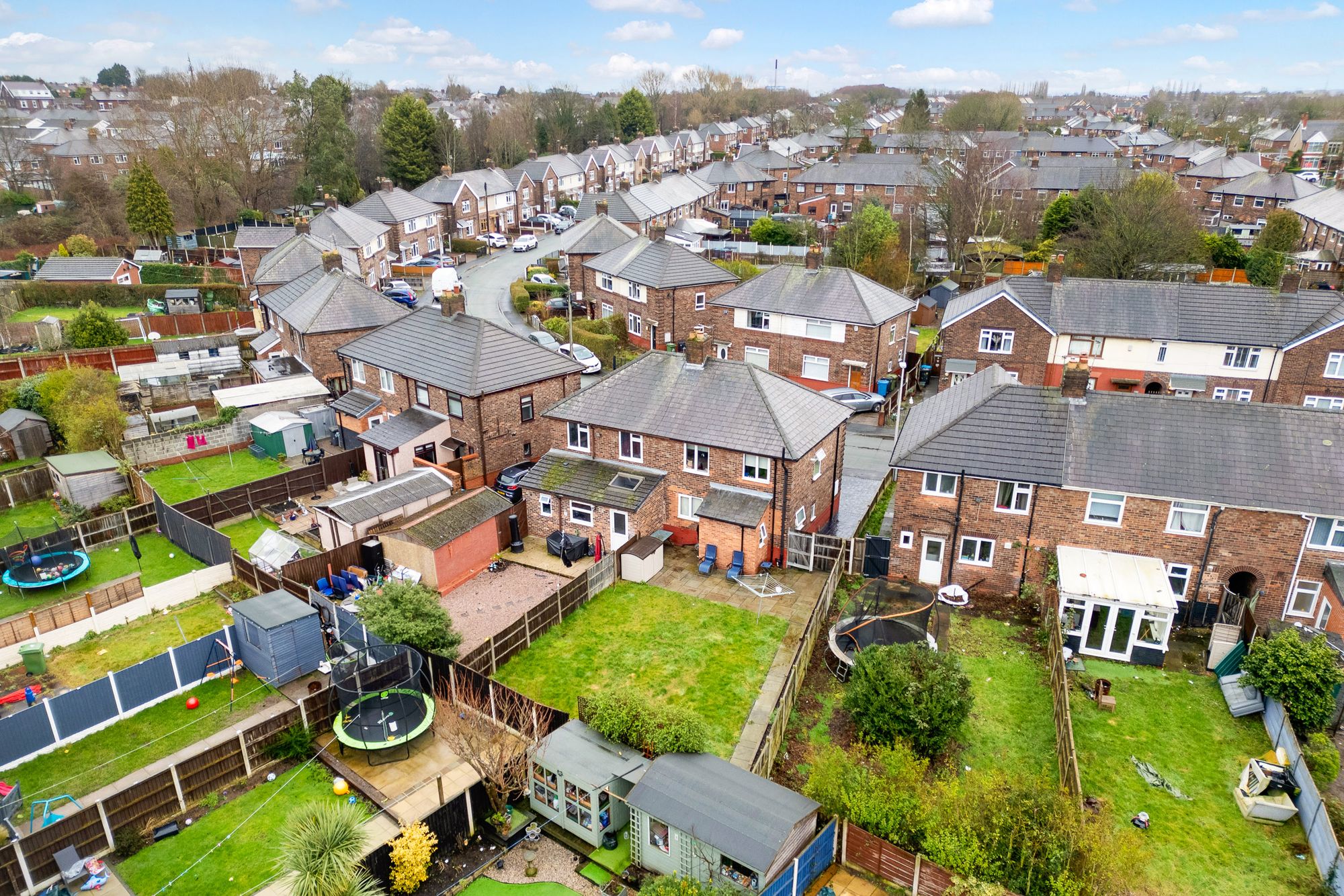 Alder Avenue, Widnes, WA8