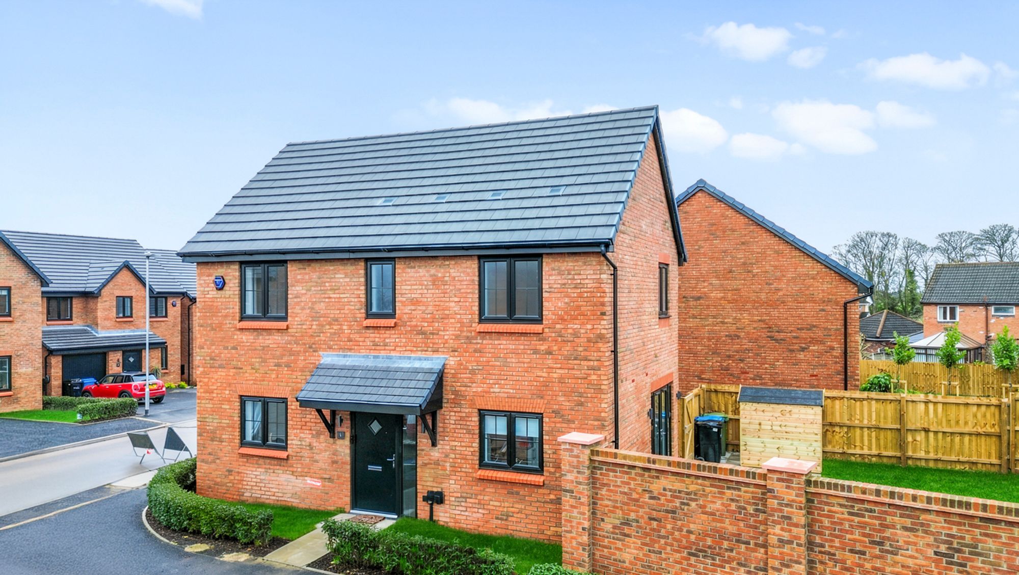 Vestry Close, Croft, WA3