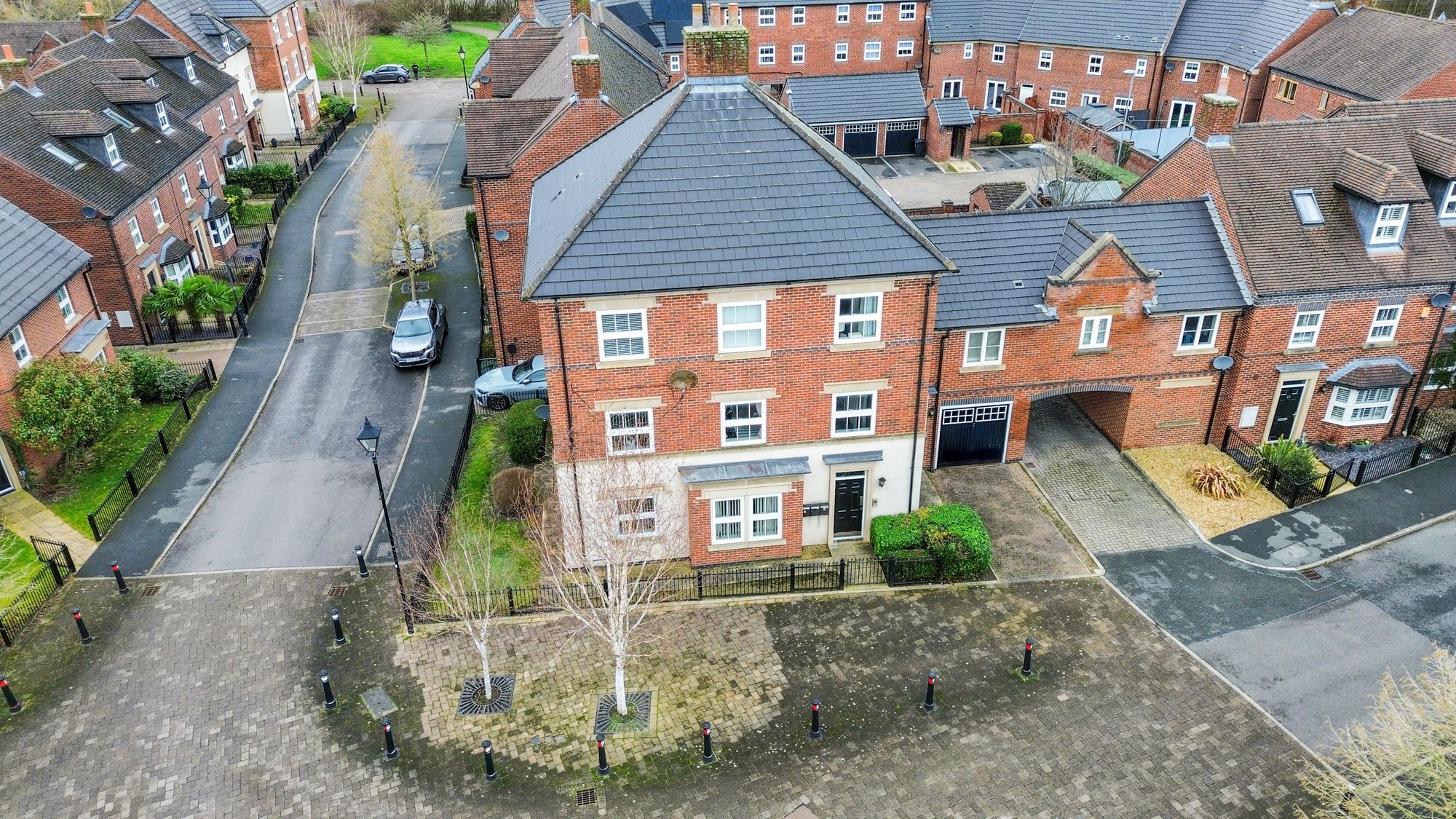 Partington Square, Runcorn