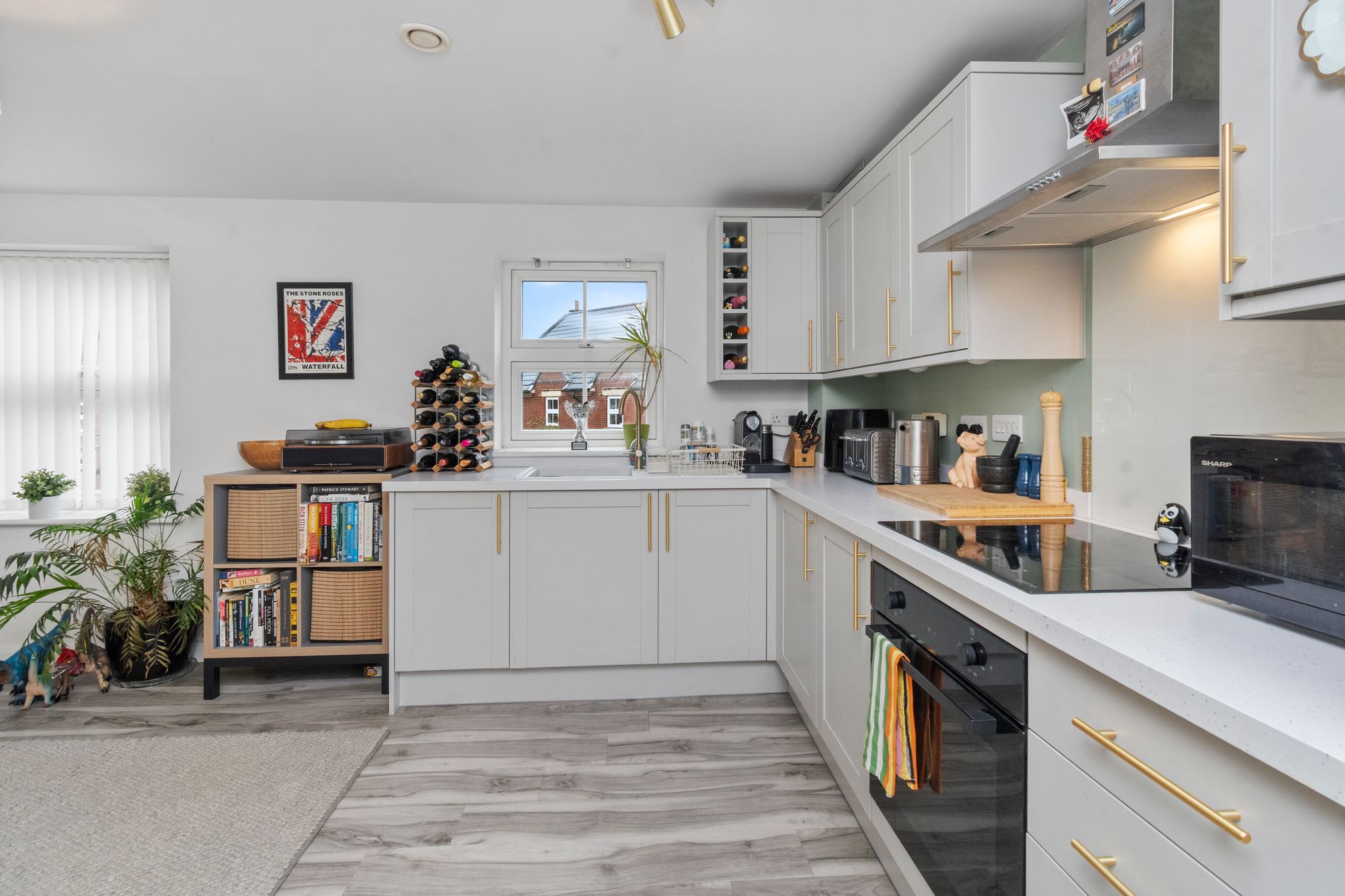 Partington Square, Runcorn