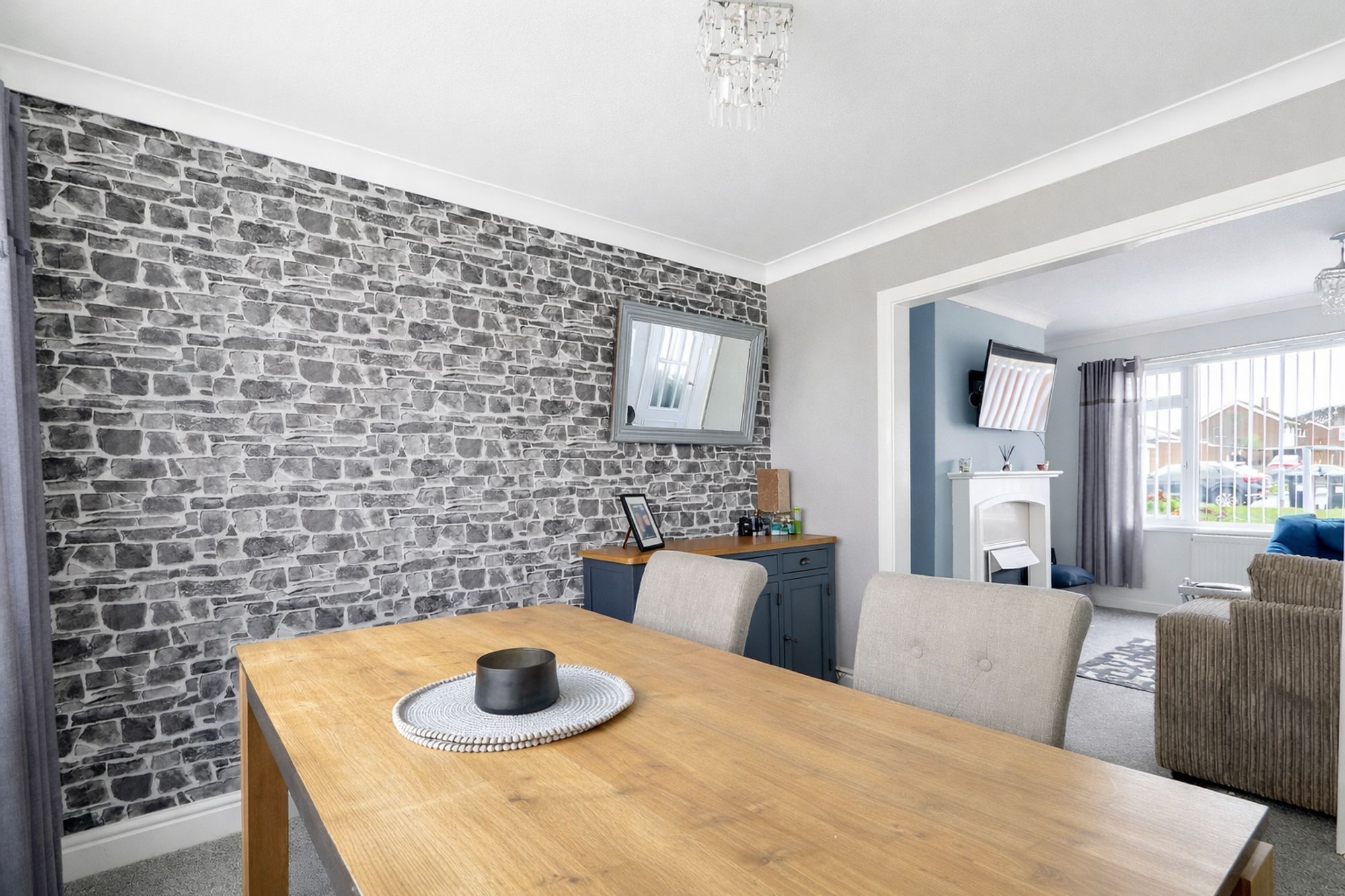 d0966996-f468-454c-9737-bd3d6f945a62