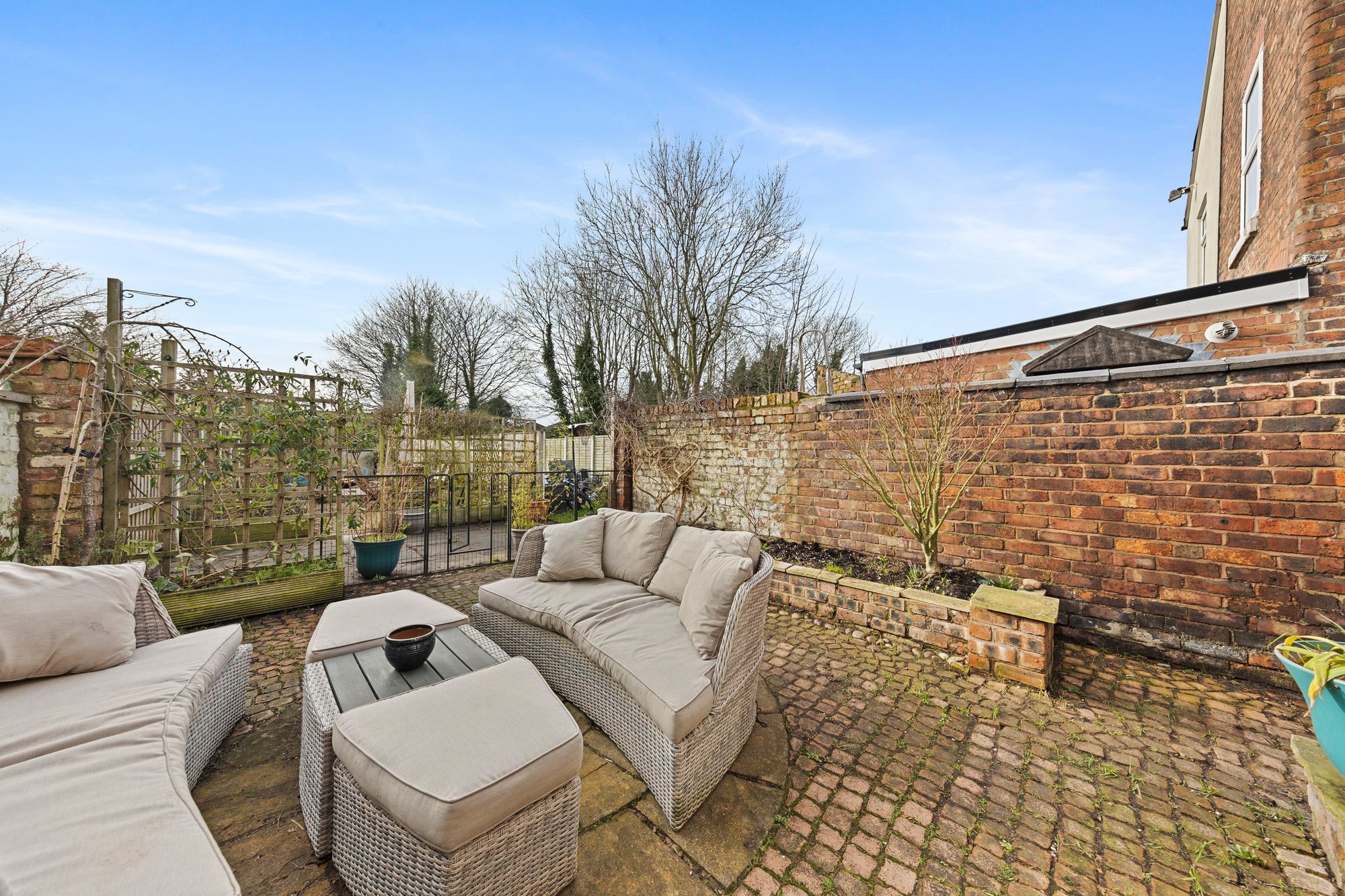 Manchester Road, Warrington