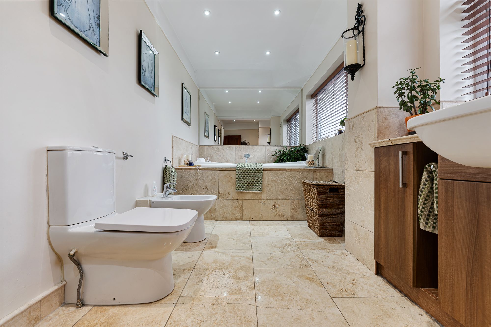 Crawford Avenue, Widnes