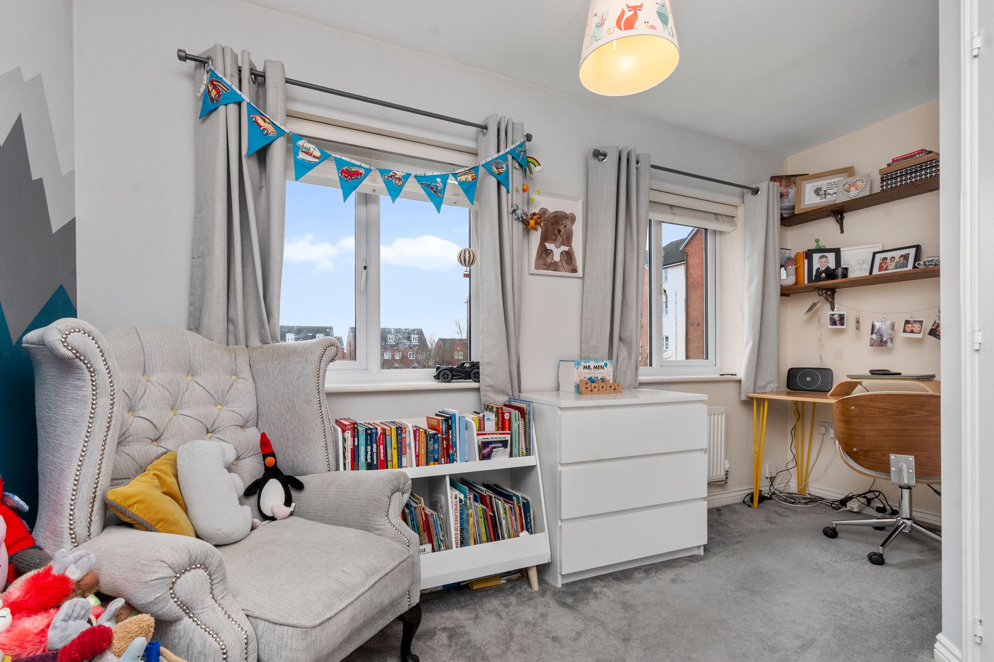 Newlove Avenue, St. Helens