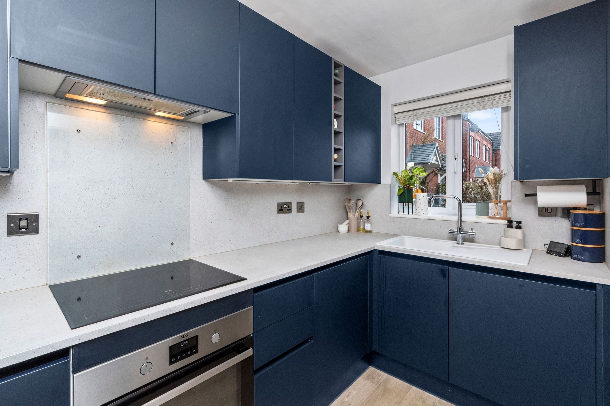 Newlove Avenue, St. Helens