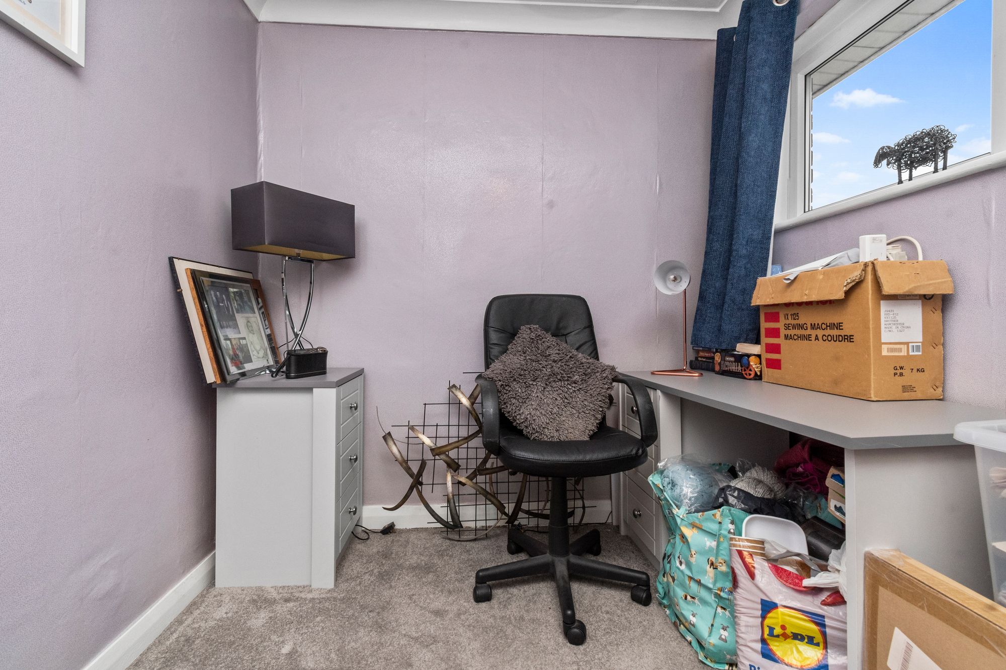 Four Acre Lane, St. Helens