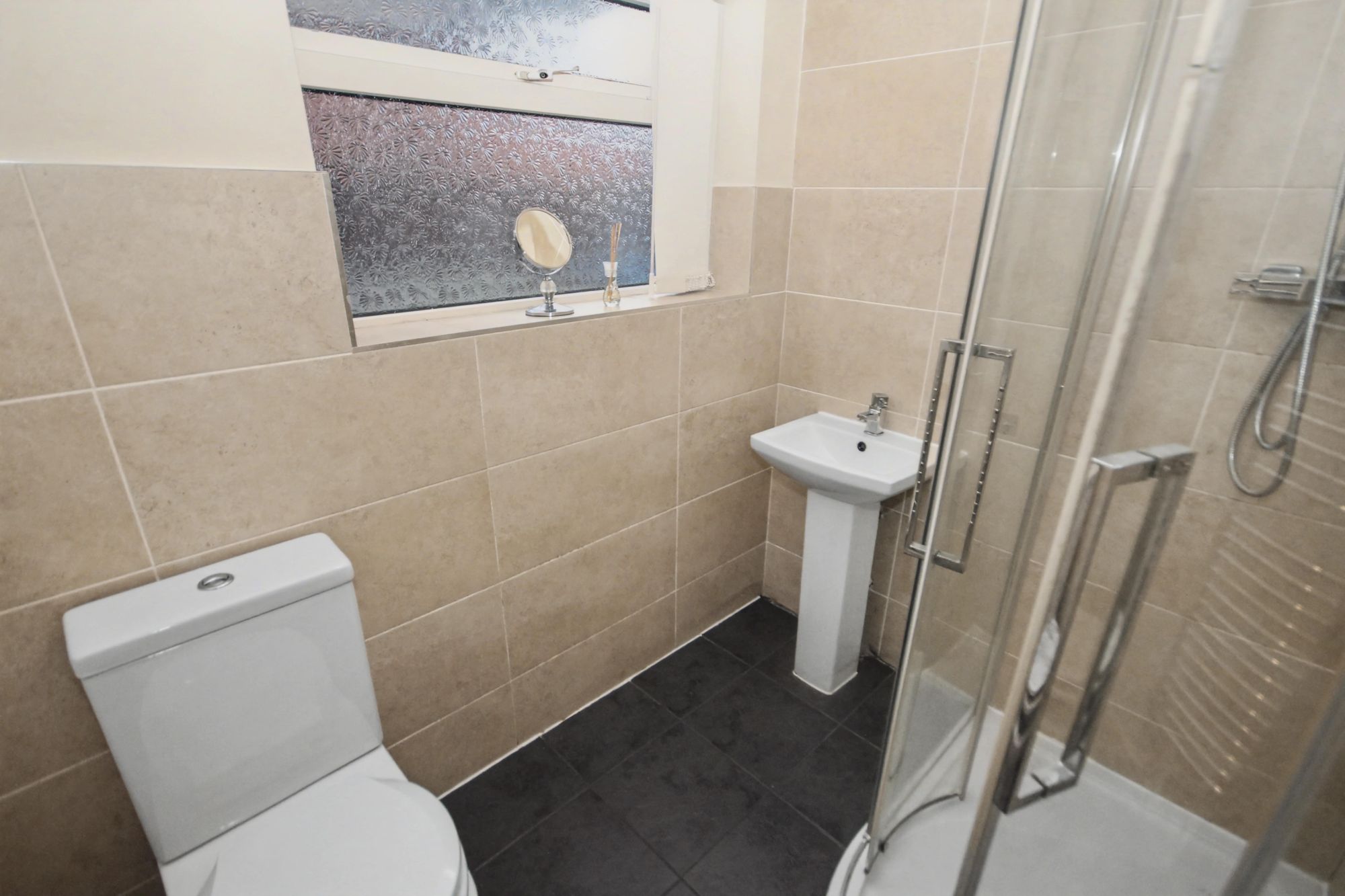 Tewkesbury Road, Warrington