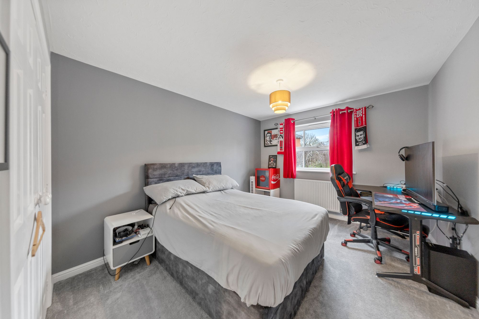 Chesterton Drive, Warrington