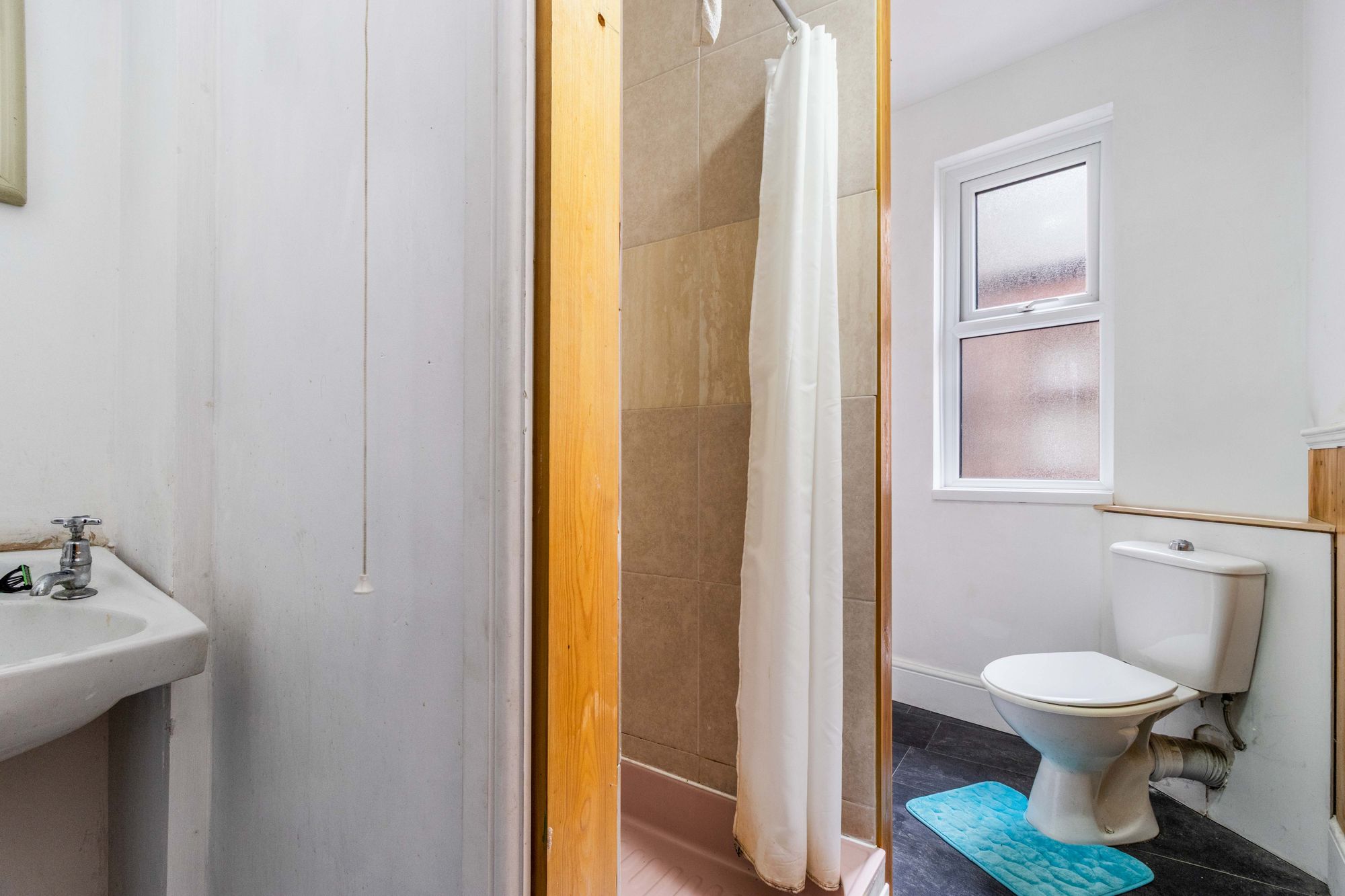 Wilderspool Causeway, Warrington