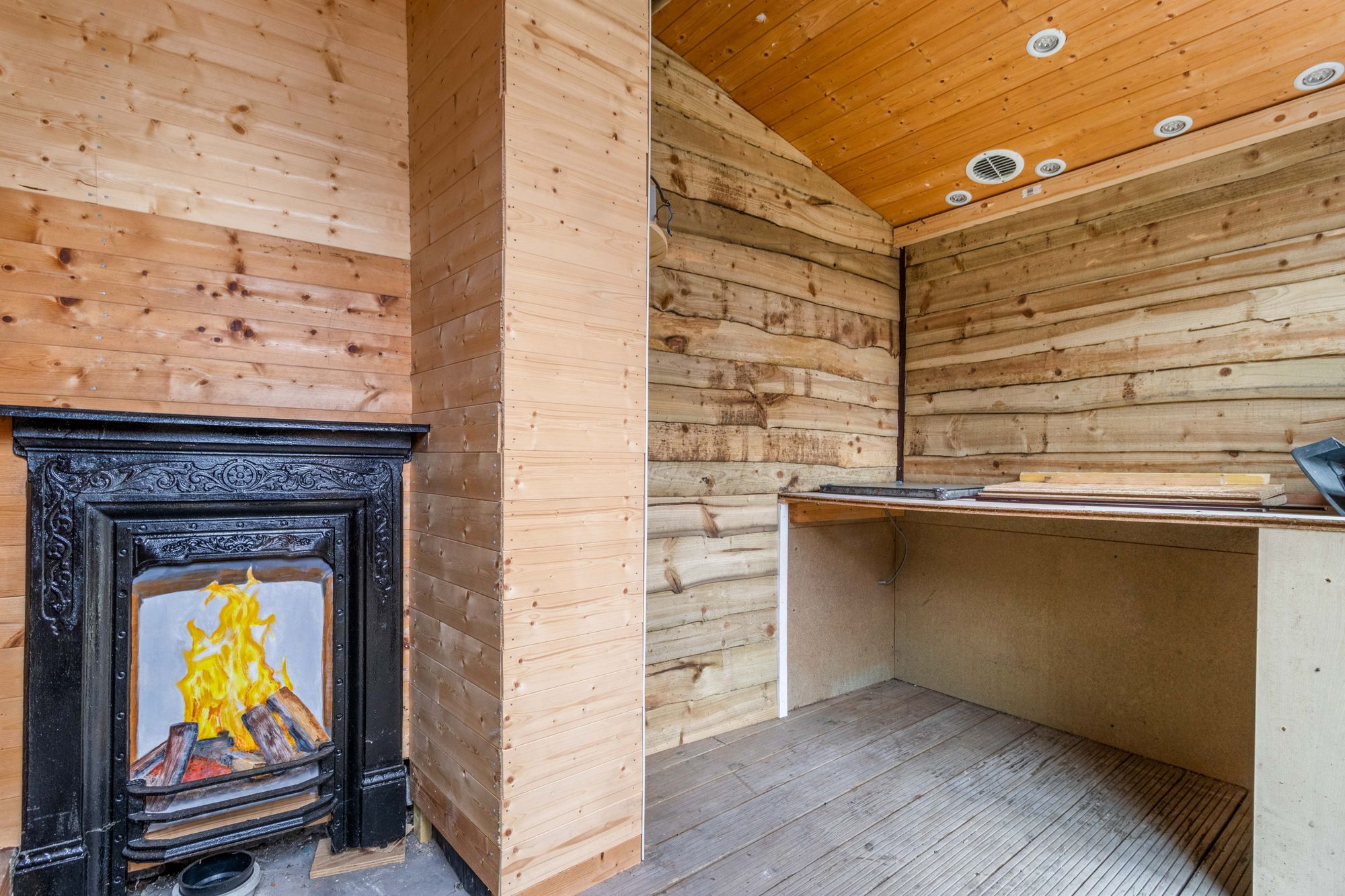 Wilderspool Causeway, Warrington